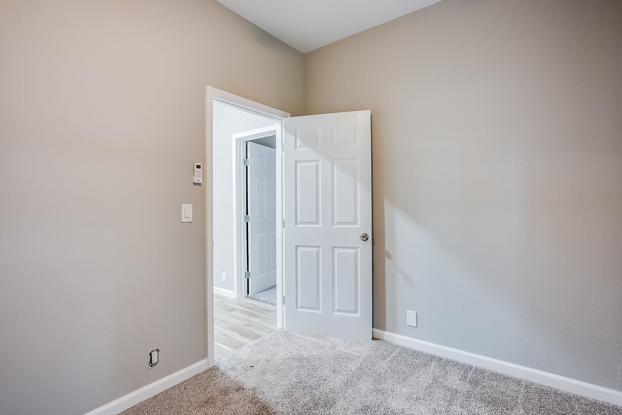 317 W 6th Avenue Belle Plaine KS 67013