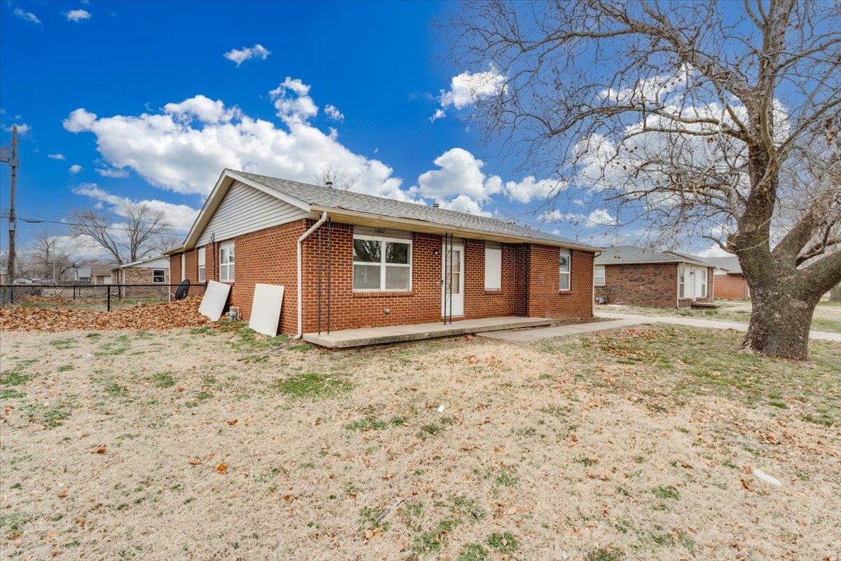 1607 E Catalina Street Wichita KS 67216