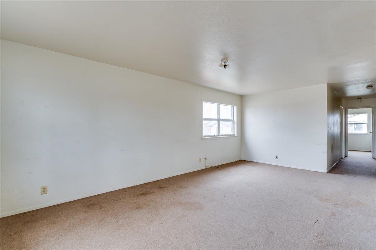 1607 E Catalina Street Wichita KS 67216