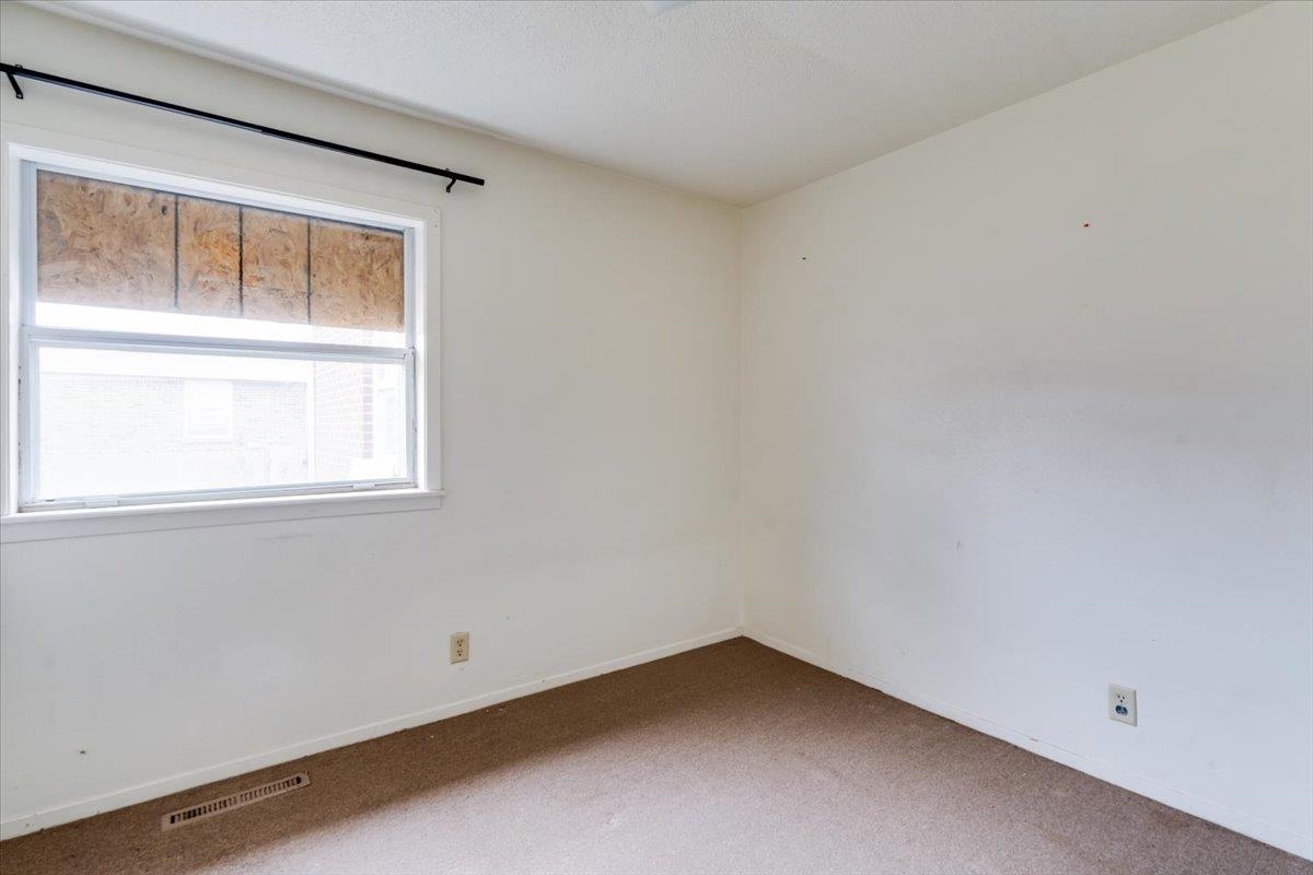 1607 E Catalina Street Wichita KS 67216