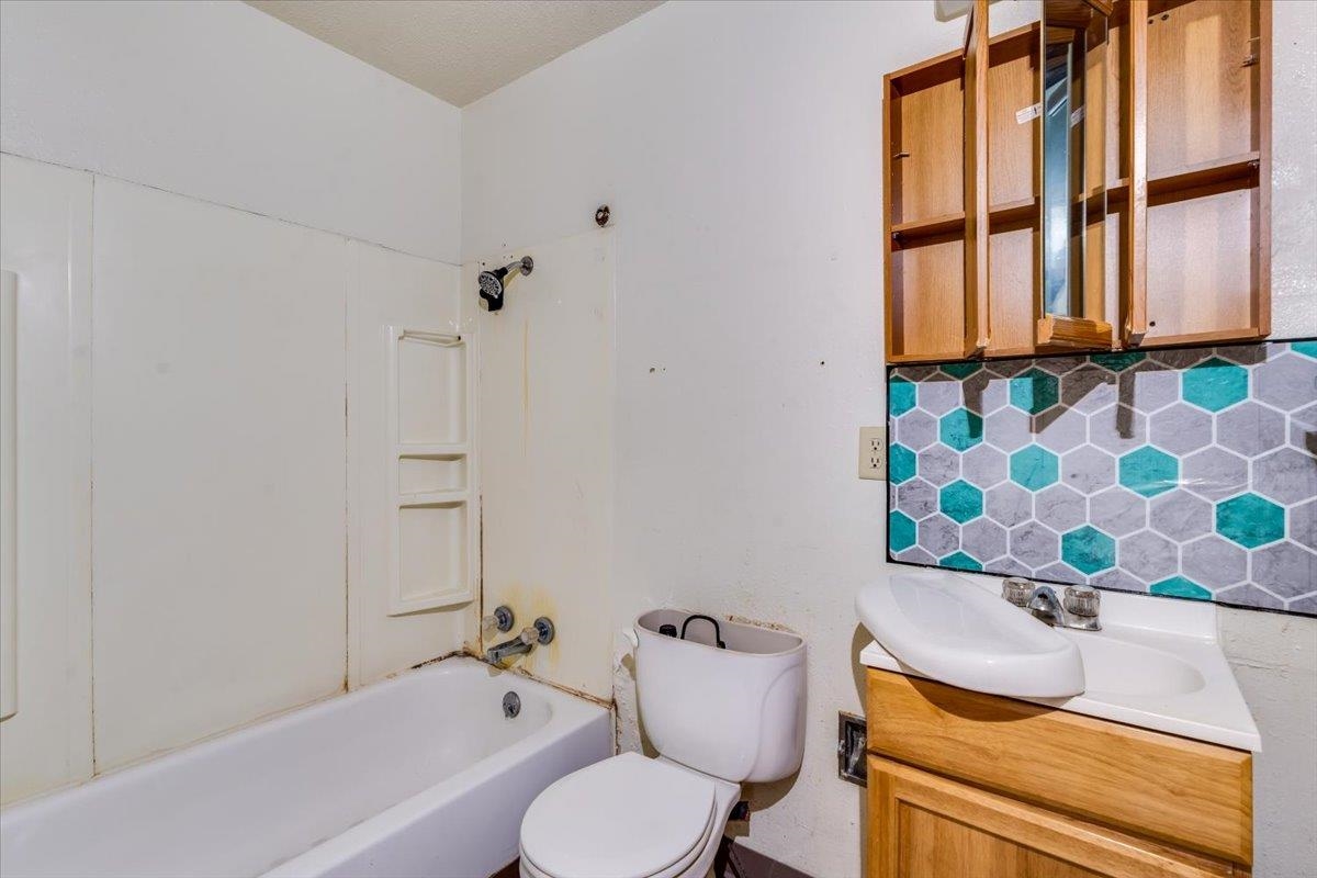 1607 E Catalina Street Wichita KS 67216