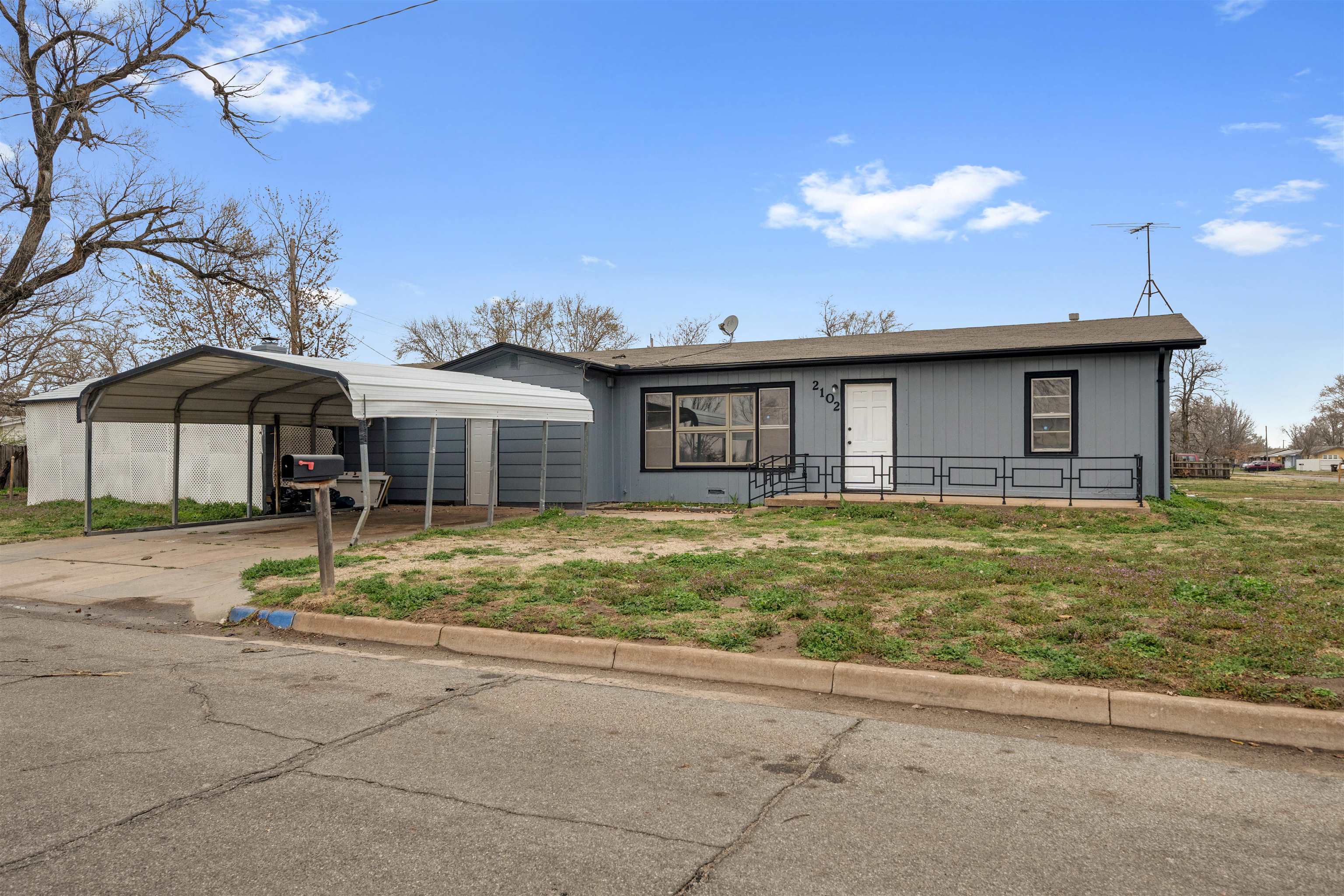 2102 W 35th Street S Wichita KS 67217