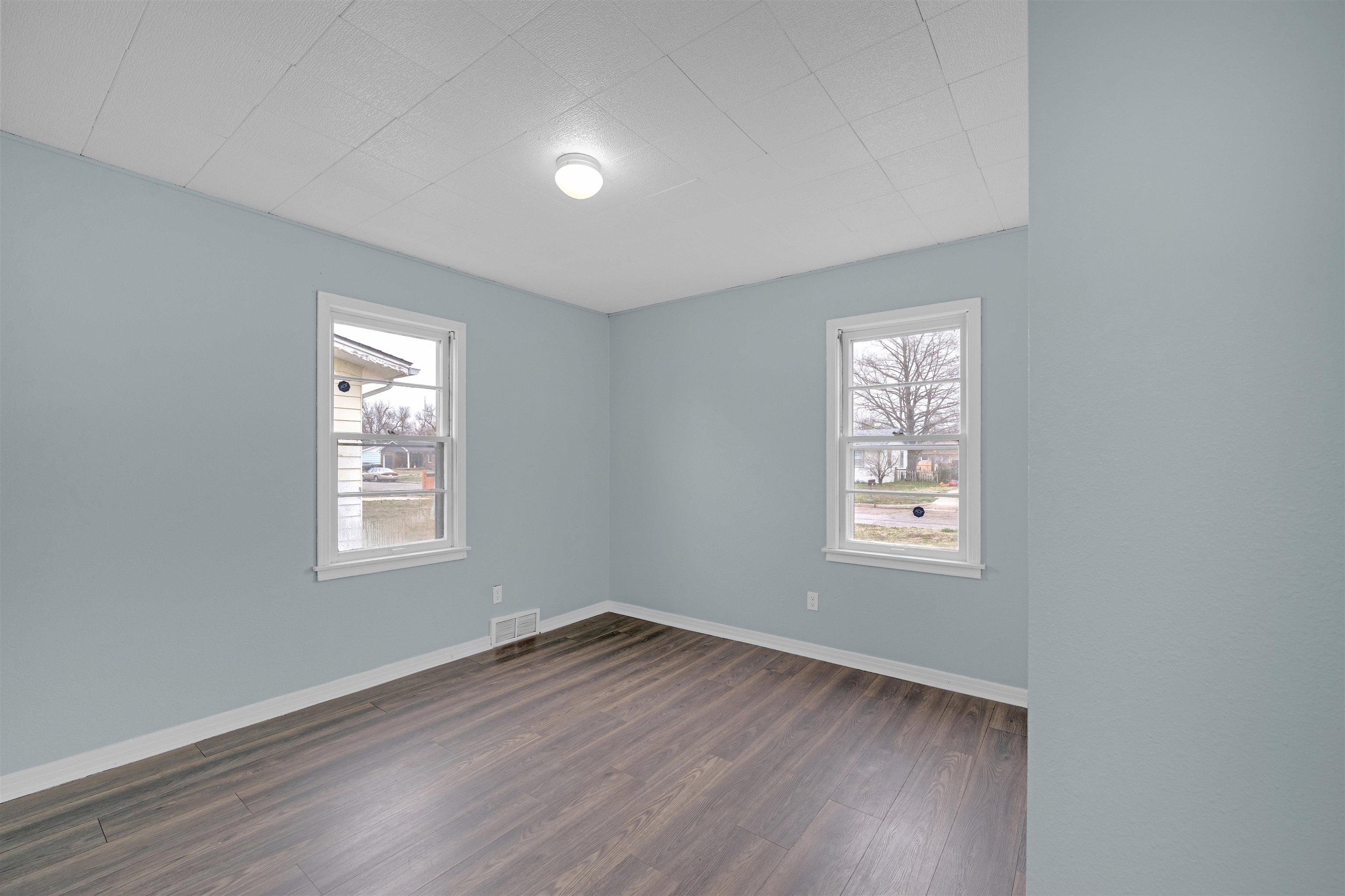 2102 W 35th Street S Wichita KS 67217