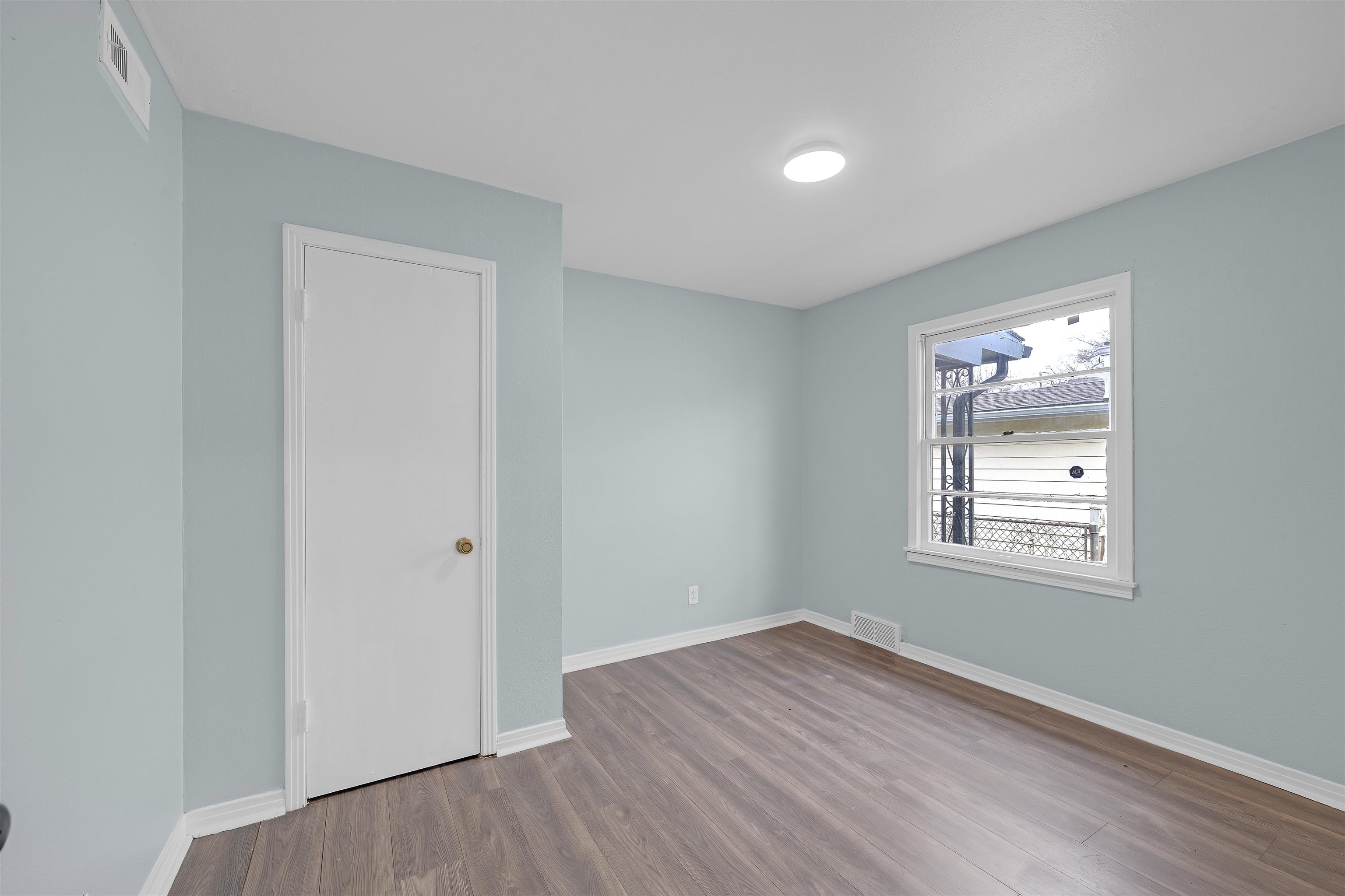 2102 W 35th Street S Wichita KS 67217