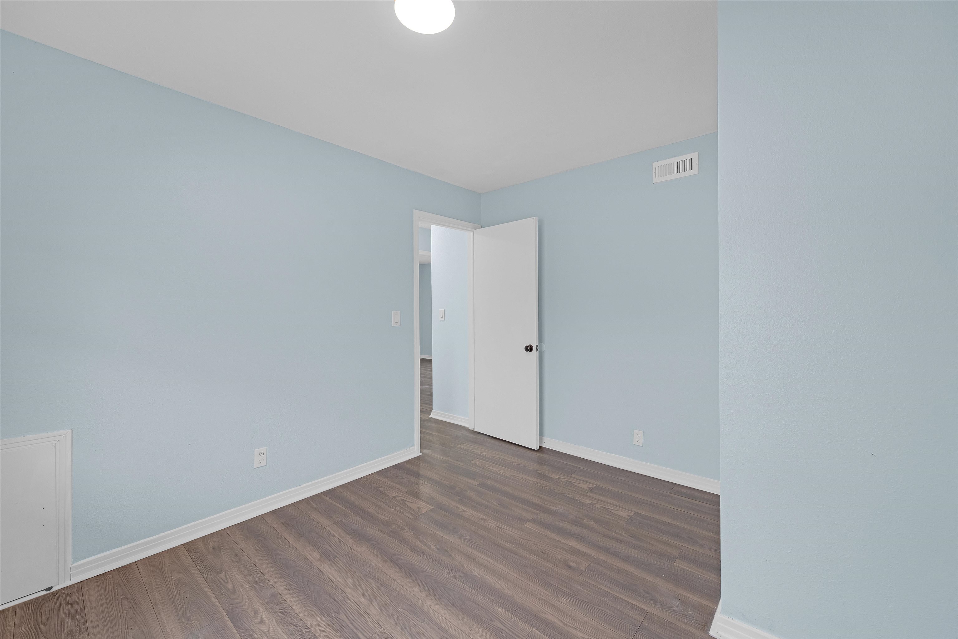2102 W 35th Street S Wichita KS 67217
