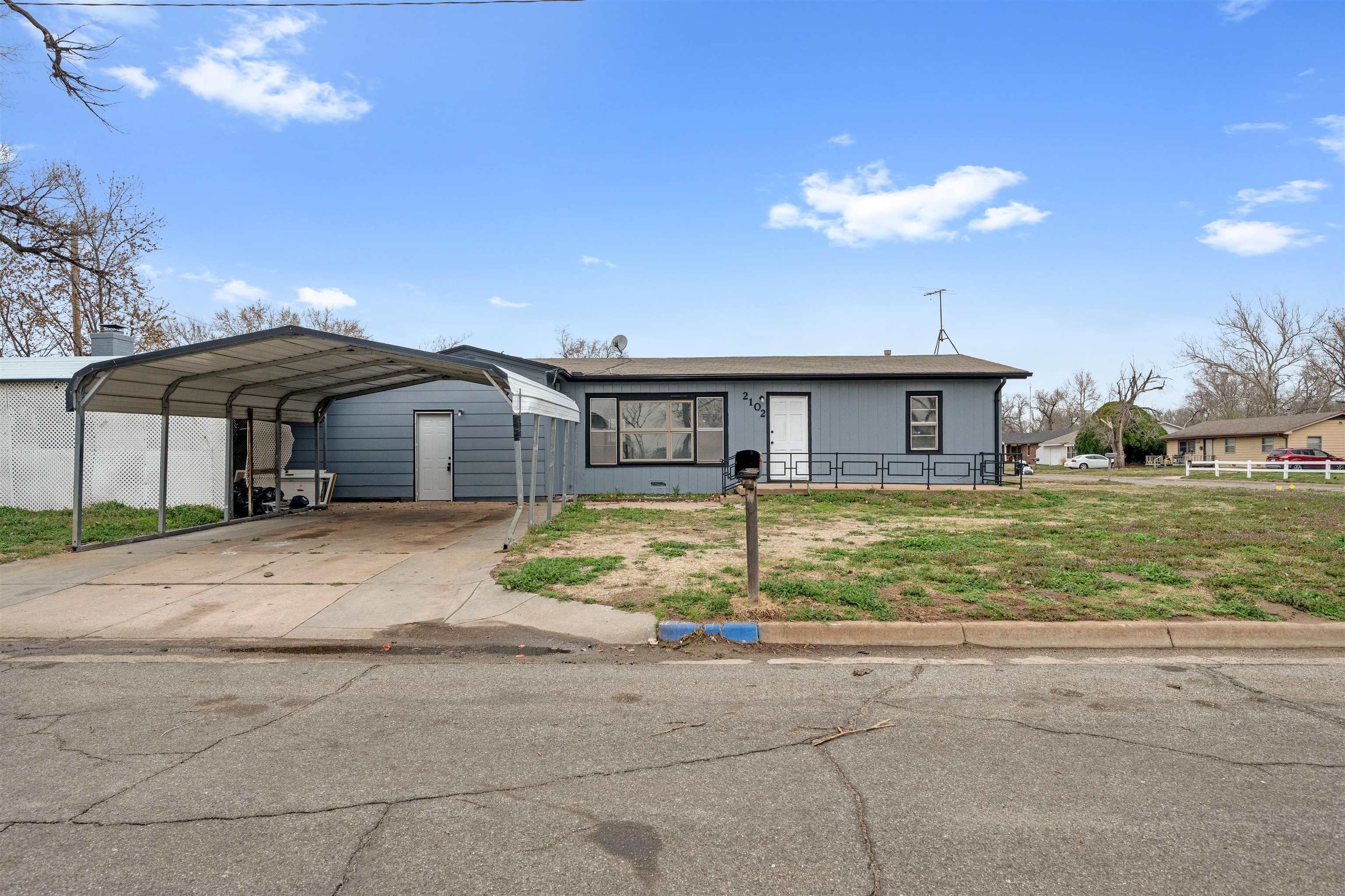 2102 W 35th Street S Wichita KS 67217