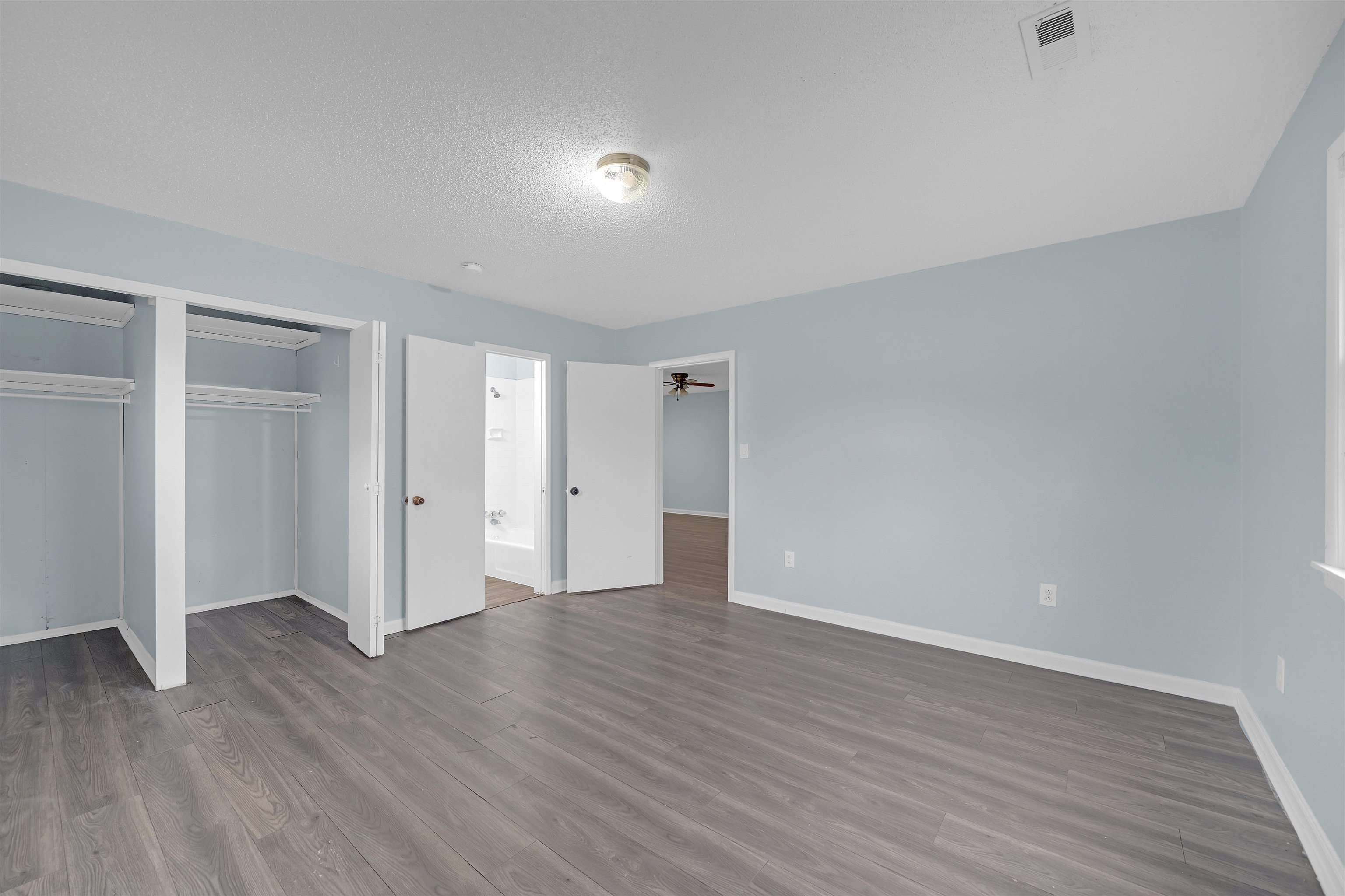 2102 W 35th Street S Wichita KS 67217