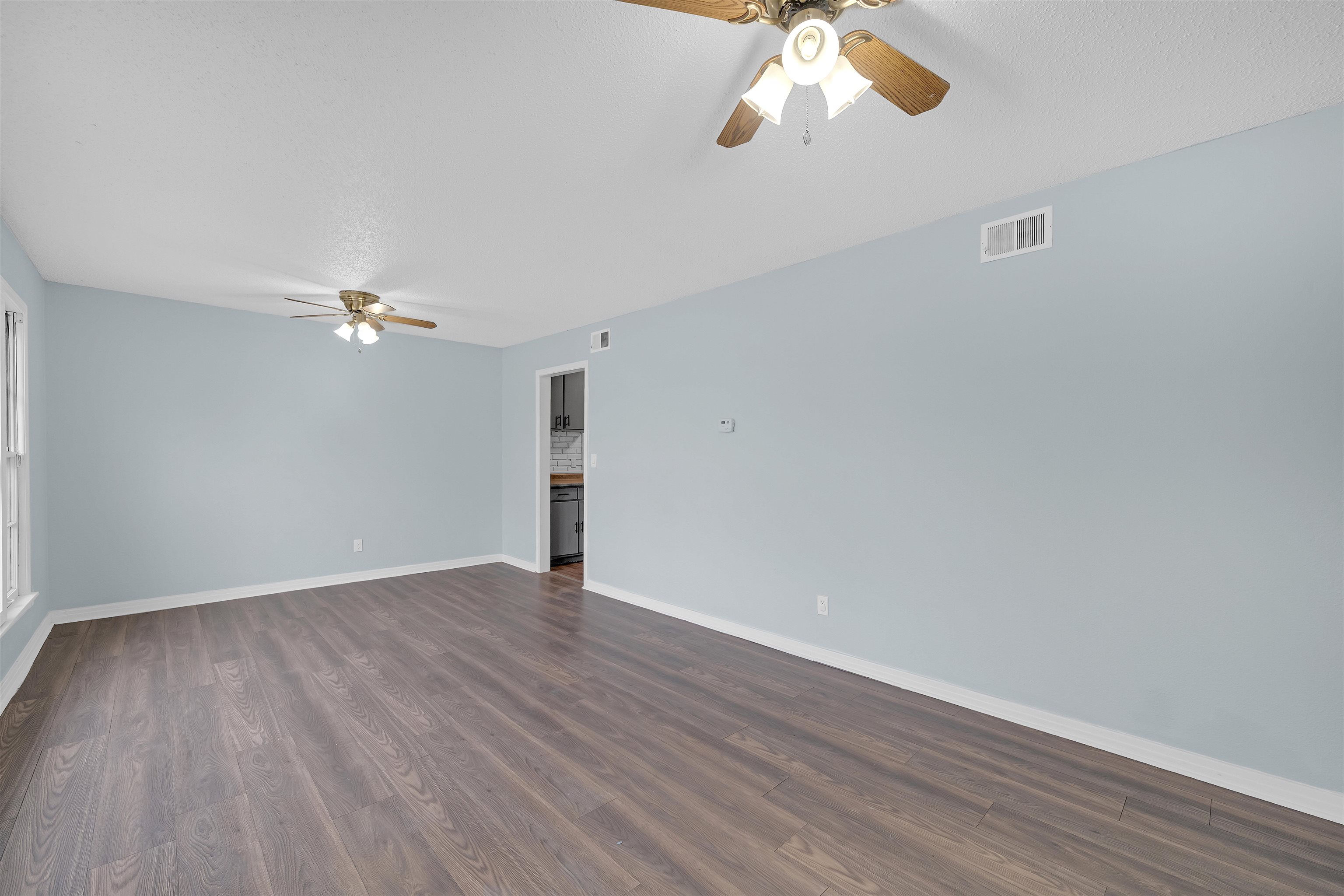 2102 W 35th Street S Wichita KS 67217