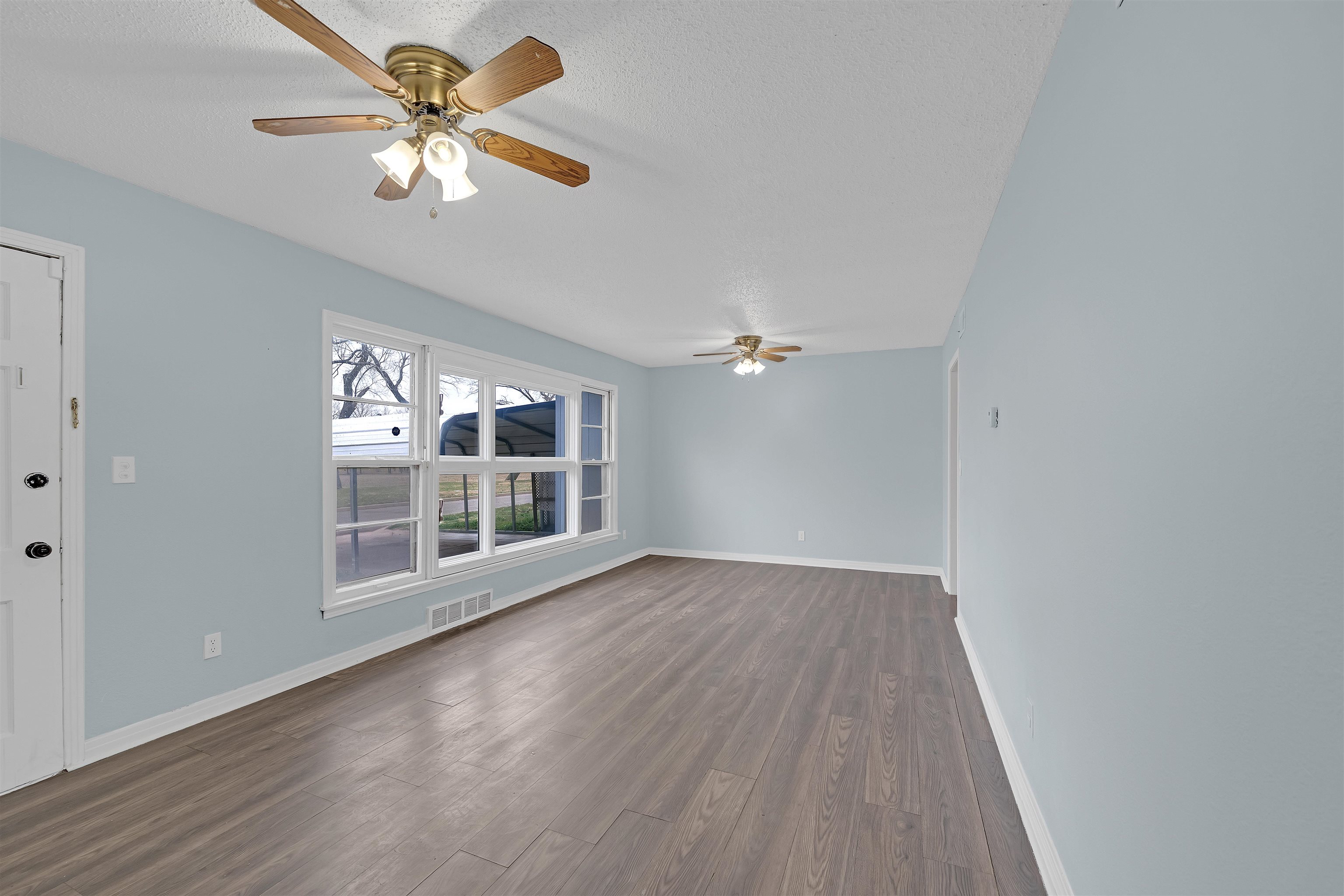 2102 W 35th Street S Wichita KS 67217