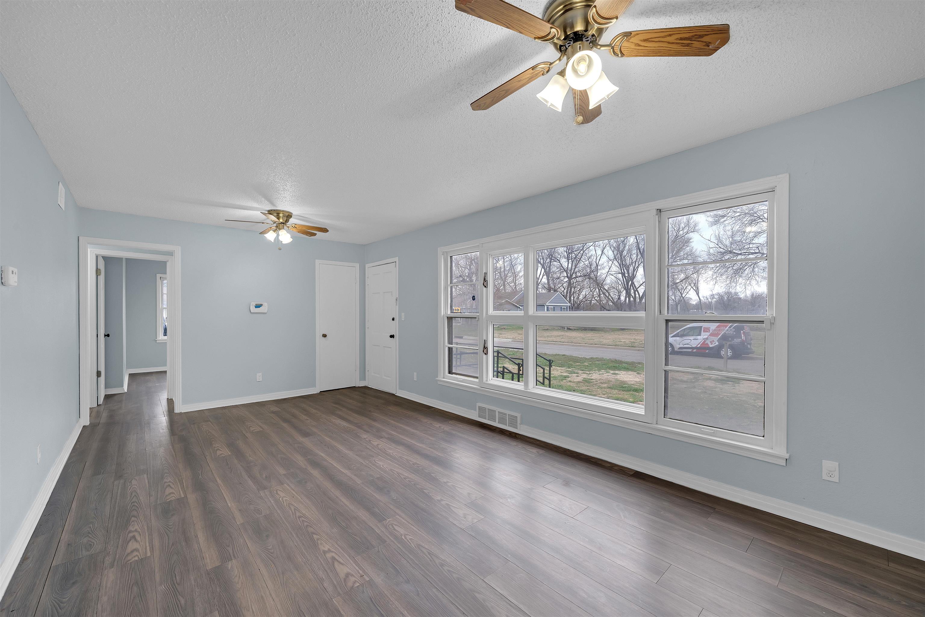 2102 W 35th Street S Wichita KS 67217
