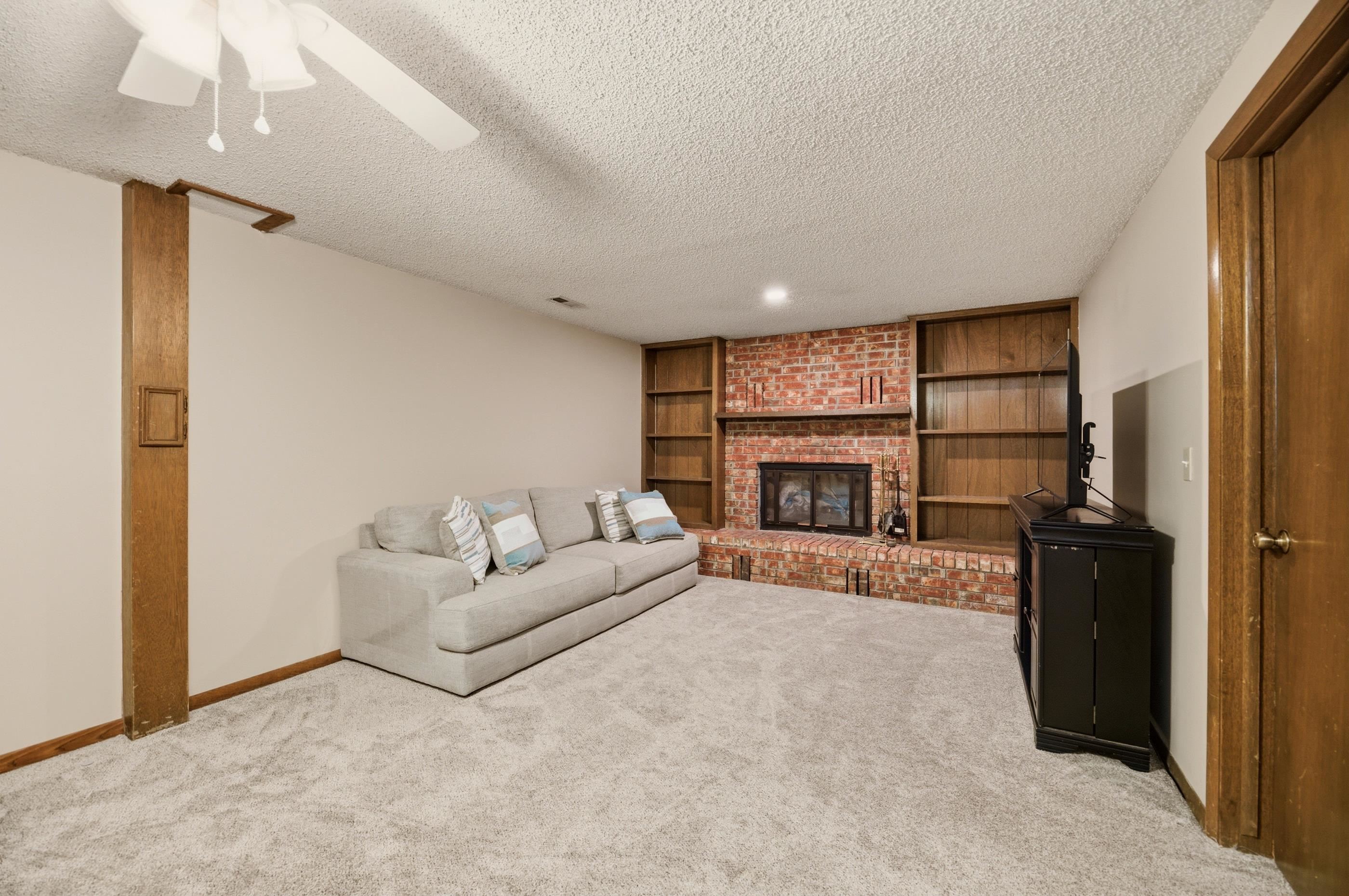 4109 N Danbury Street Bel Aire KS 67220
