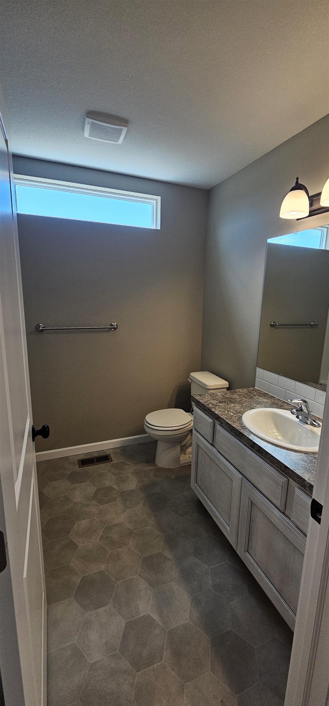 1913 S Herrington Street Wichita KS 67207