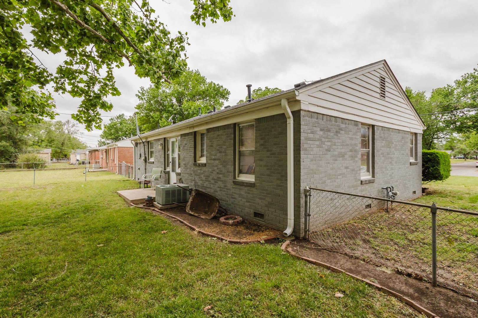 1321 E Wassall Wichita KS 67216