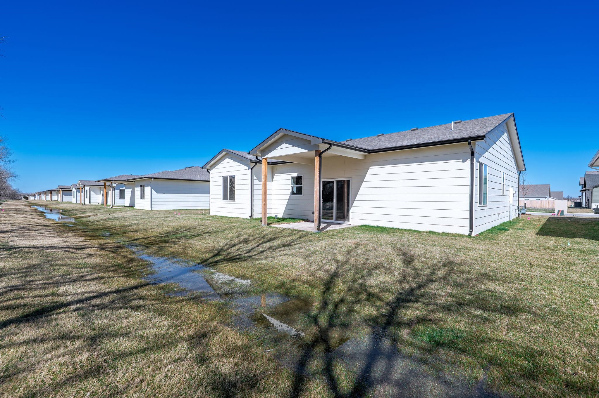 713 E Elmwood Street Park City KS 67147