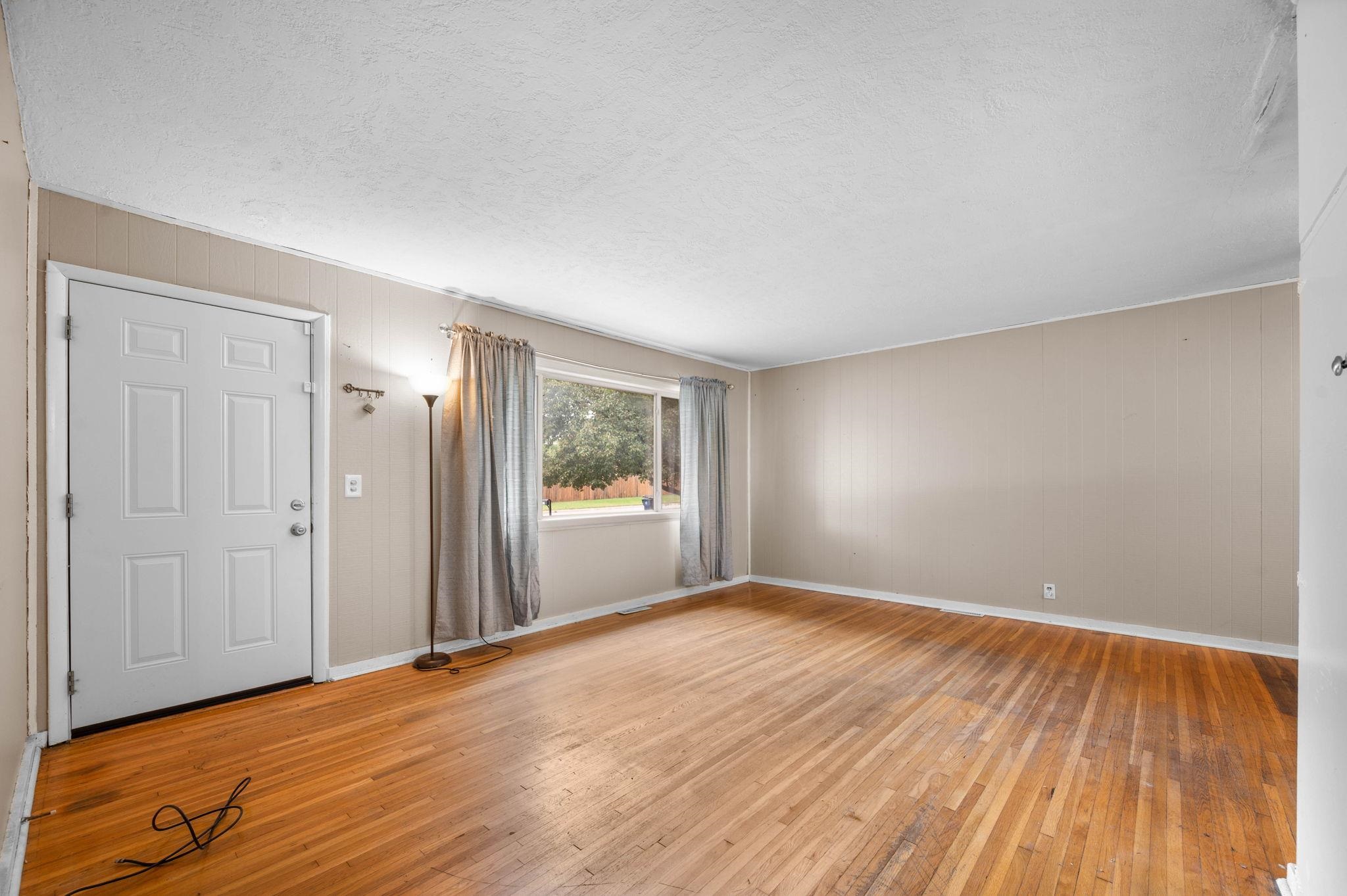 1448 N Prairie Lane Derby KS 67037