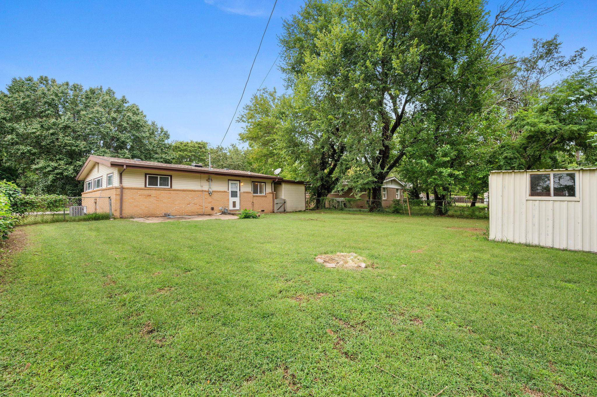 1448 N Prairie Lane Derby KS 67037