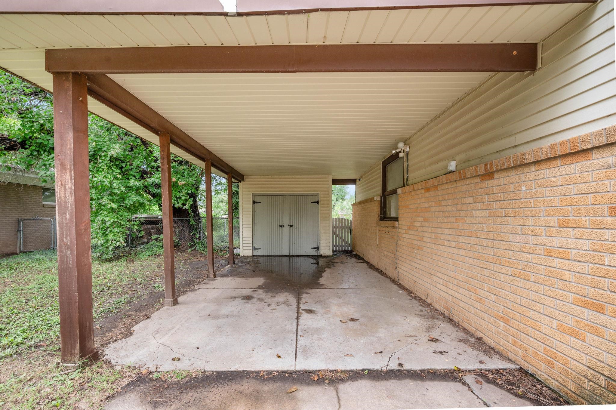 1448 N Prairie Lane Derby KS 67037