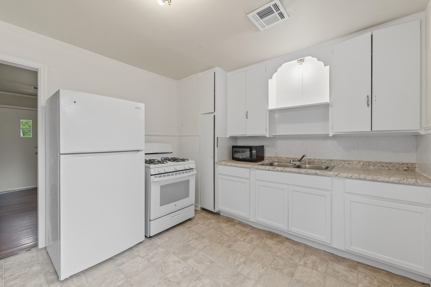 2531 S Washington Avenue Wichita KS 67216