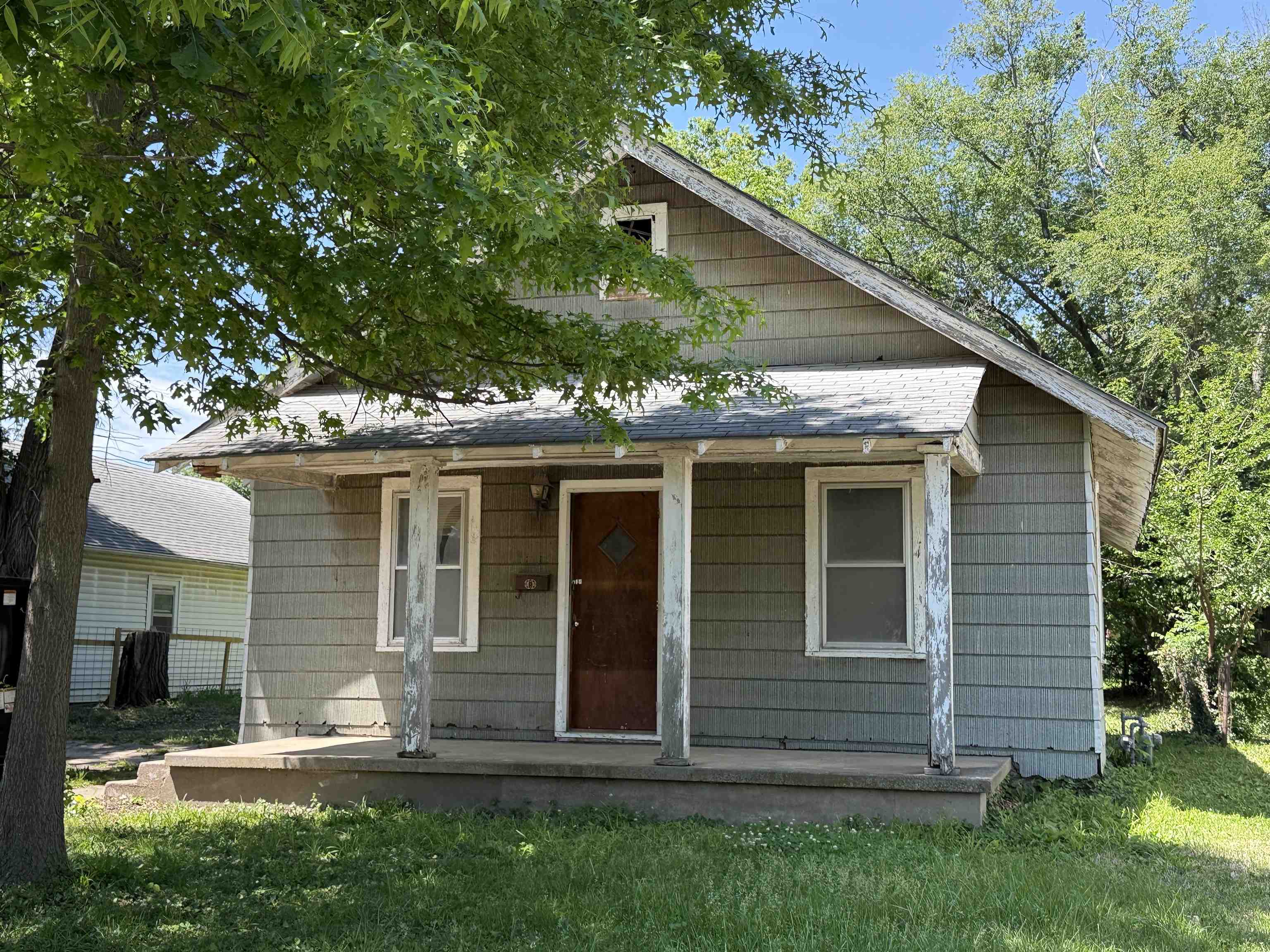 627 N Summit Street El Dorado KS 67042