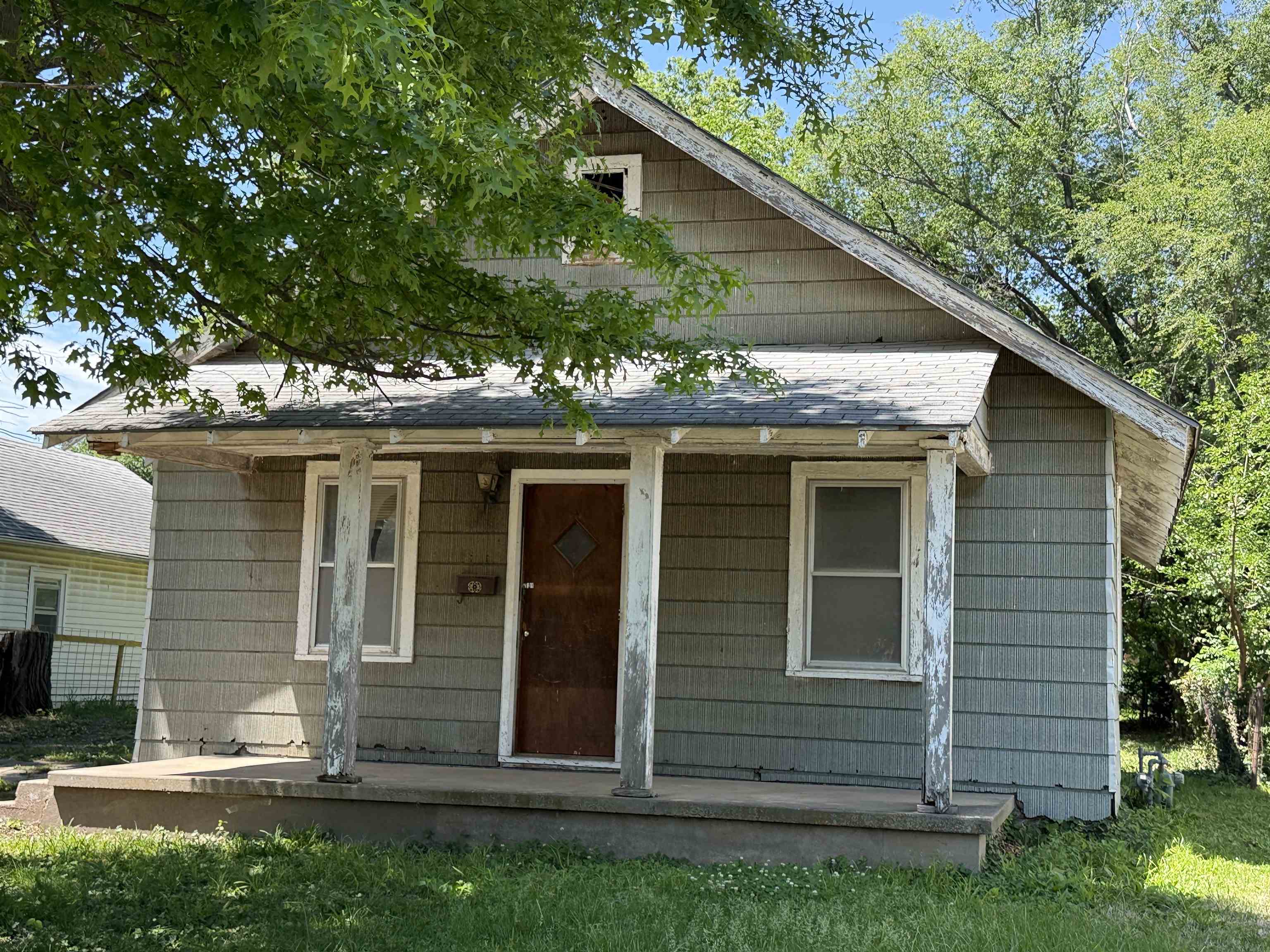 627 N Summit Street El Dorado KS 67042
