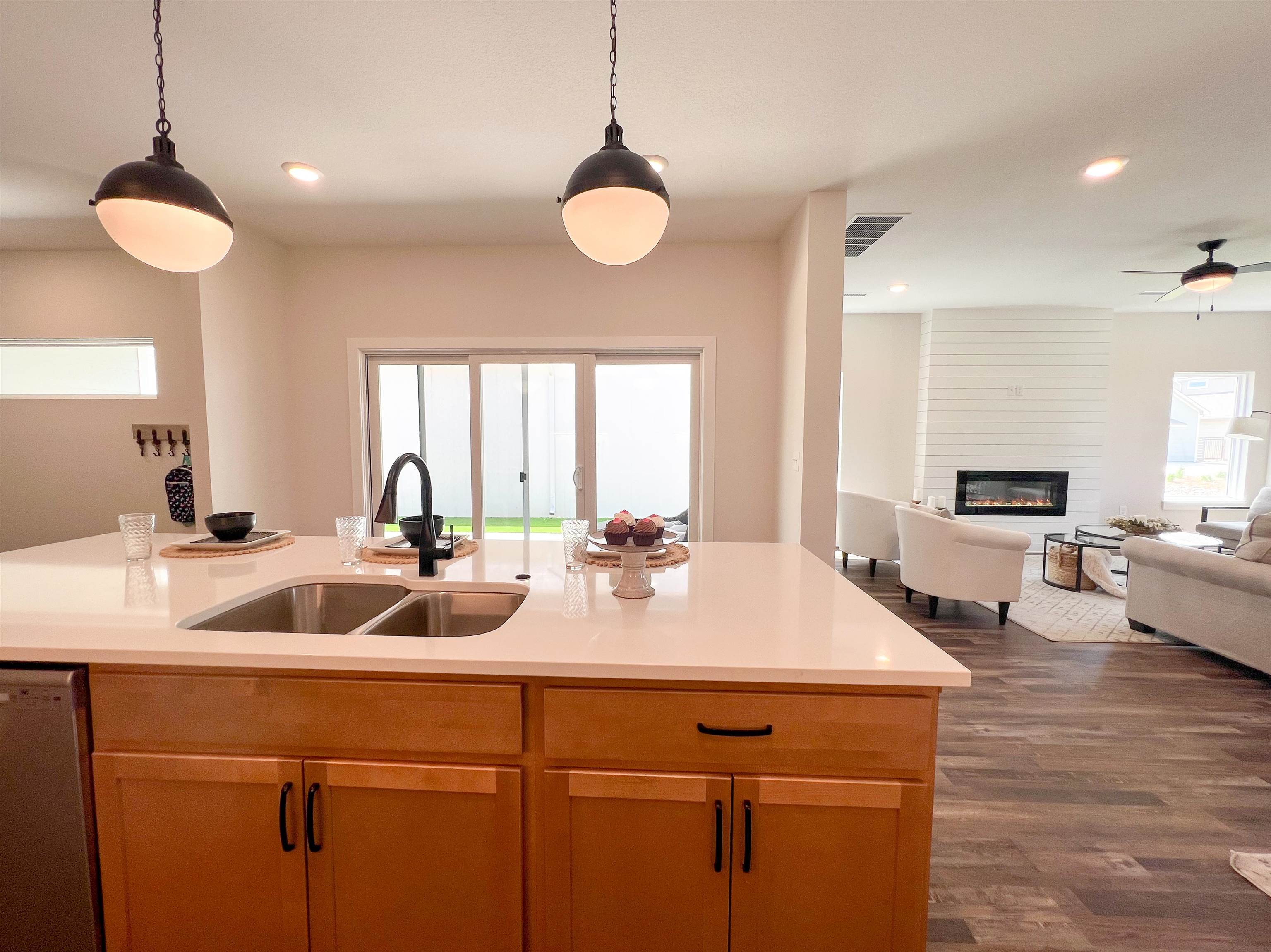 433 E Douglas Avenue Andover KS 67002