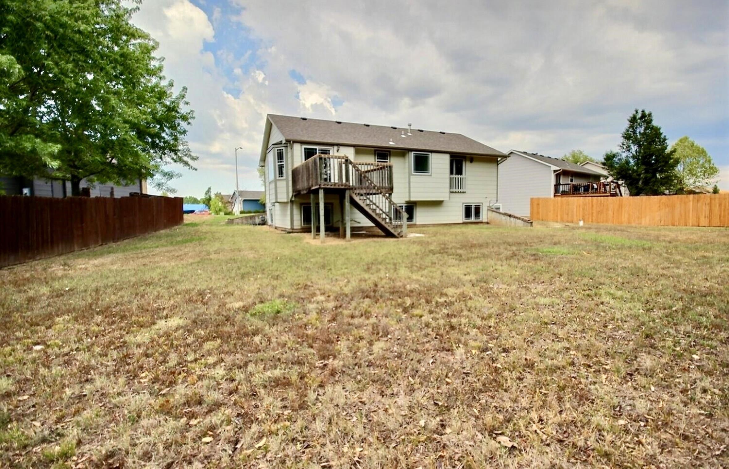 817 E Hedgewood Andover KS 67002