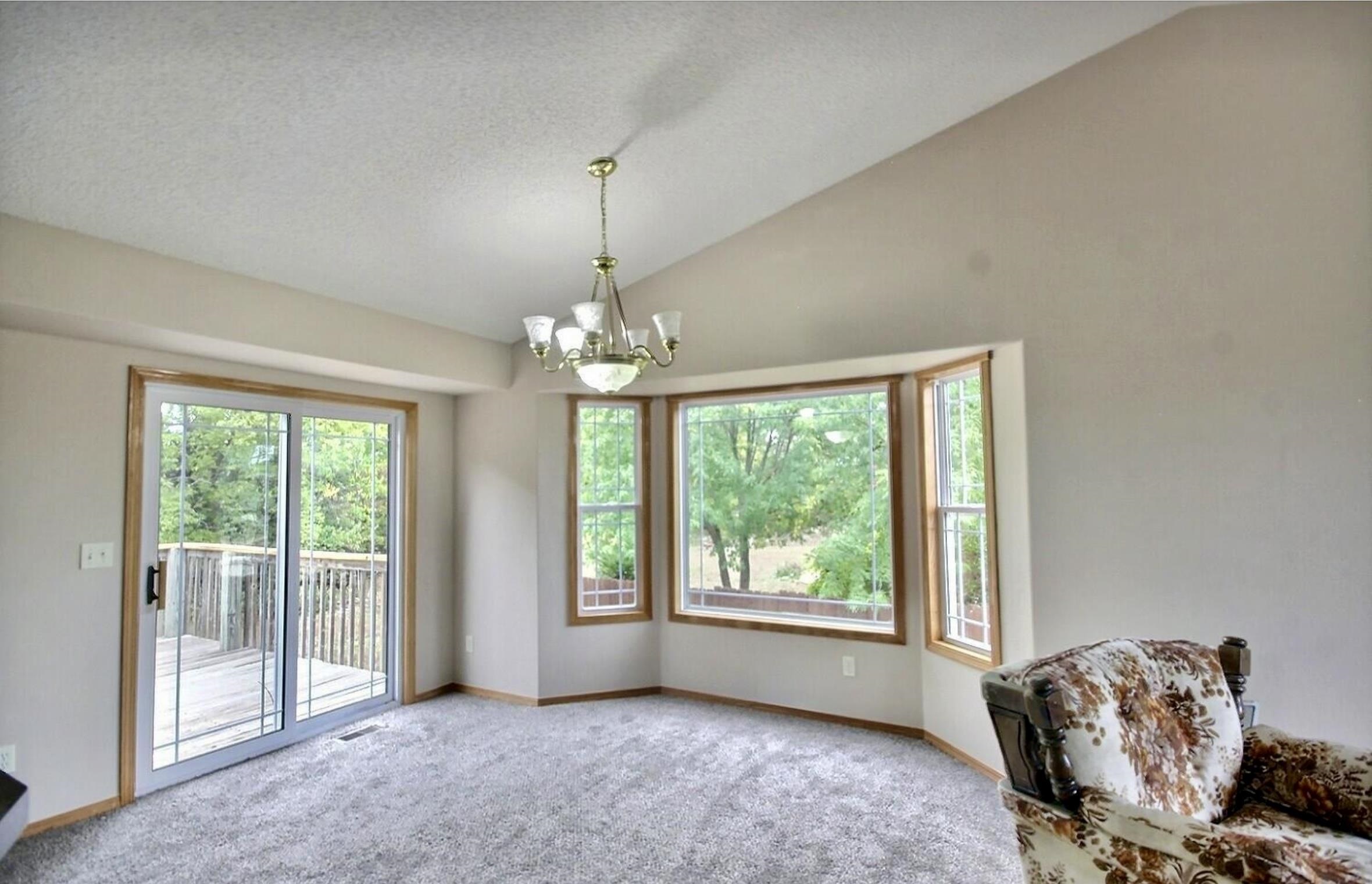 817 E Hedgewood Andover KS 67002