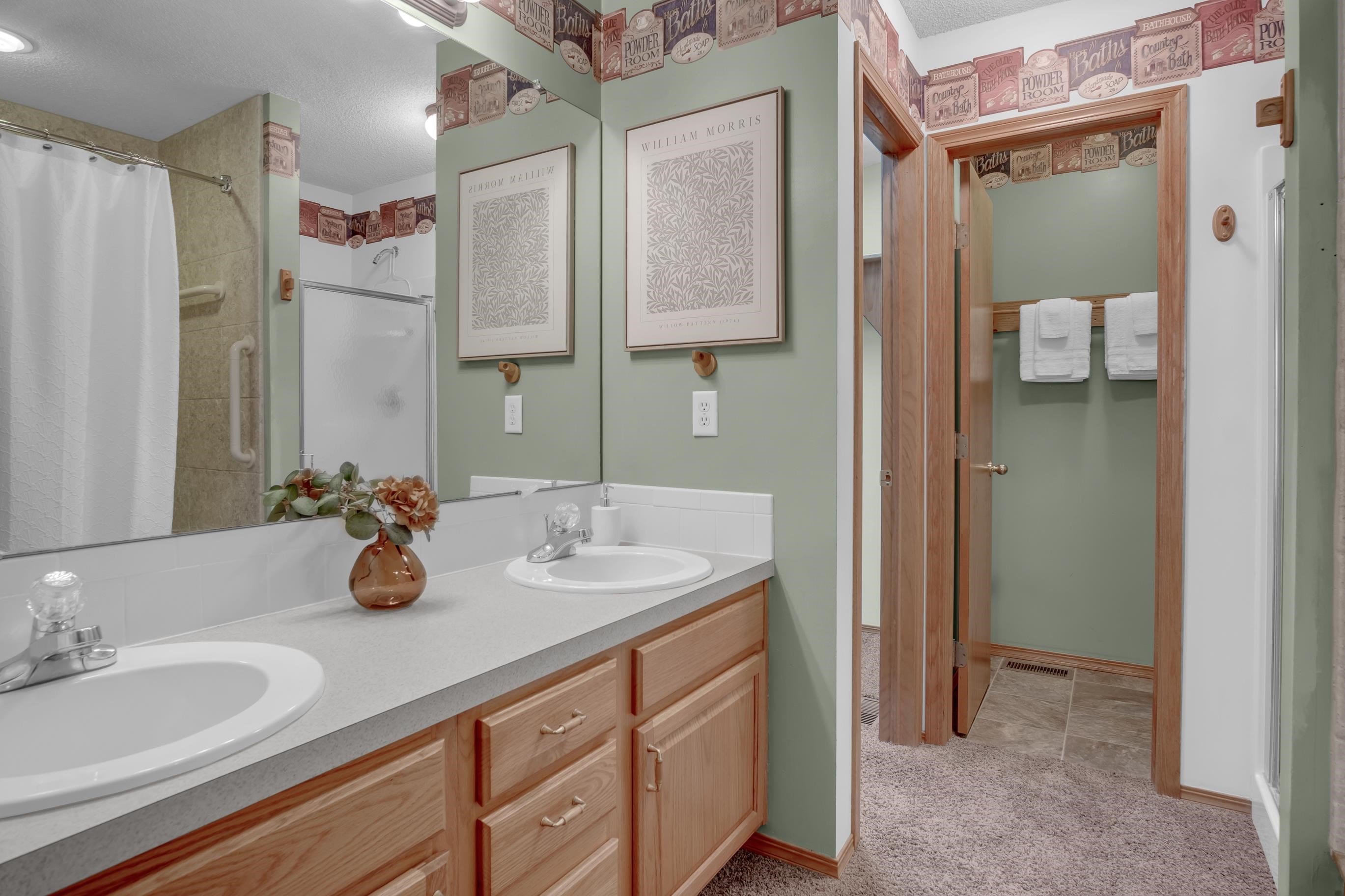 817 Country Lane Newton KS 67114
