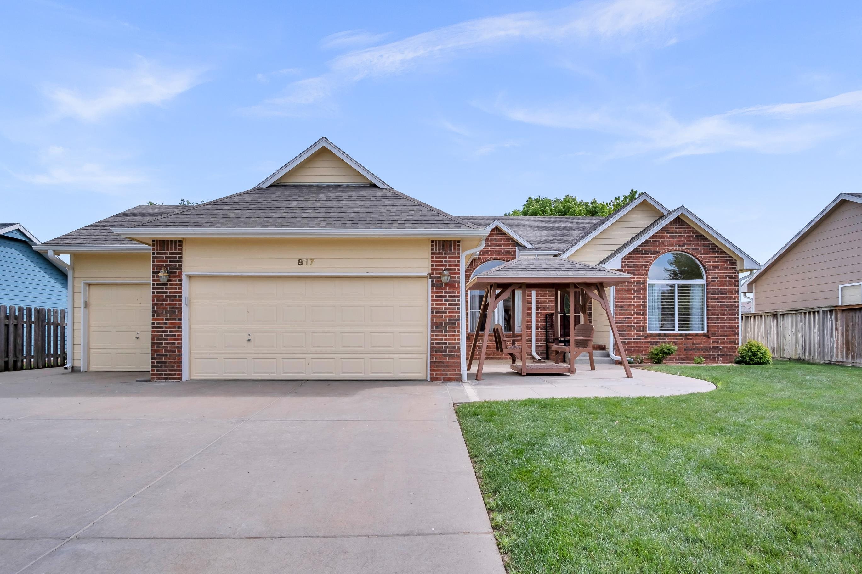 817 Country Lane Newton KS 67114