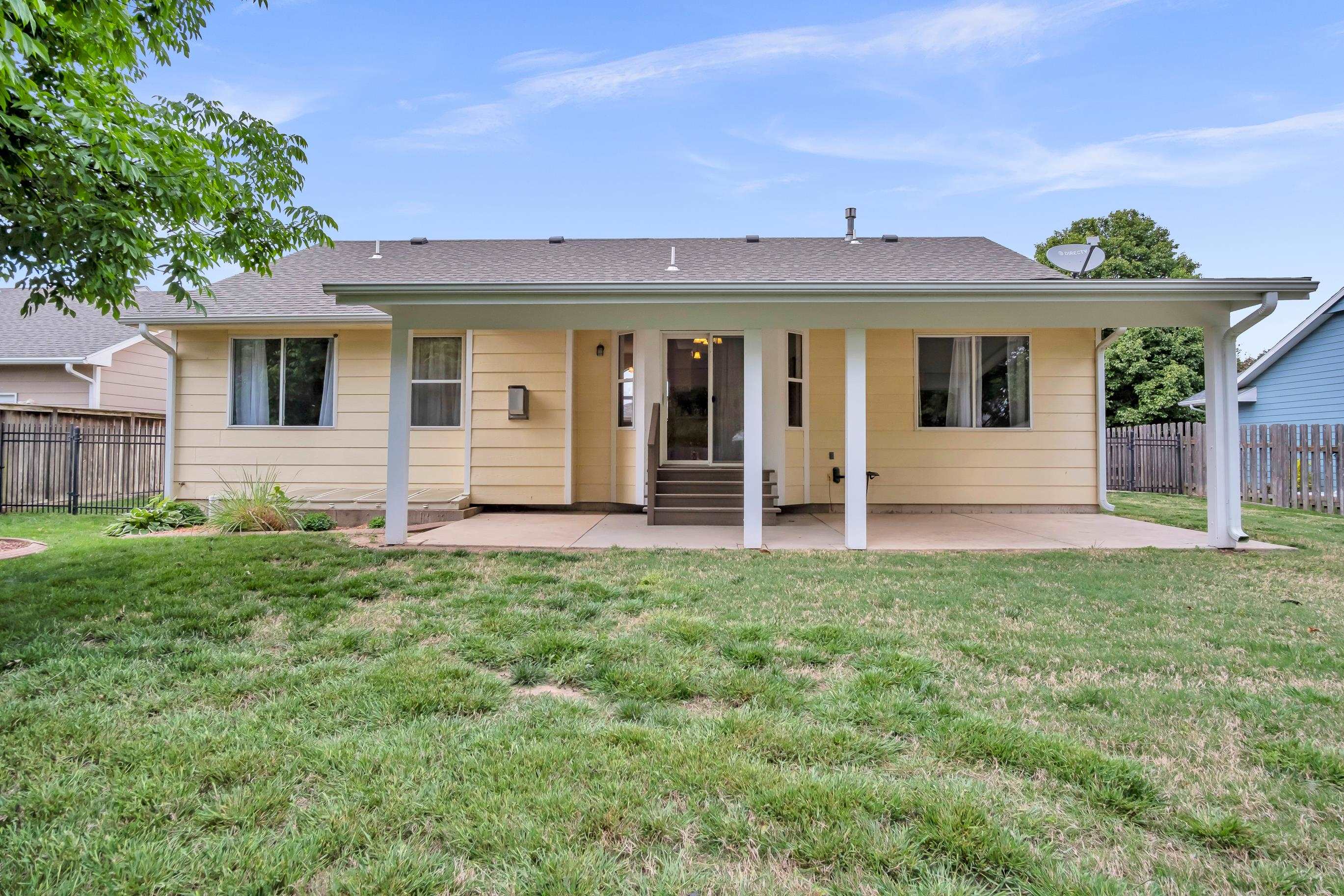 817 Country Lane Newton KS 67114