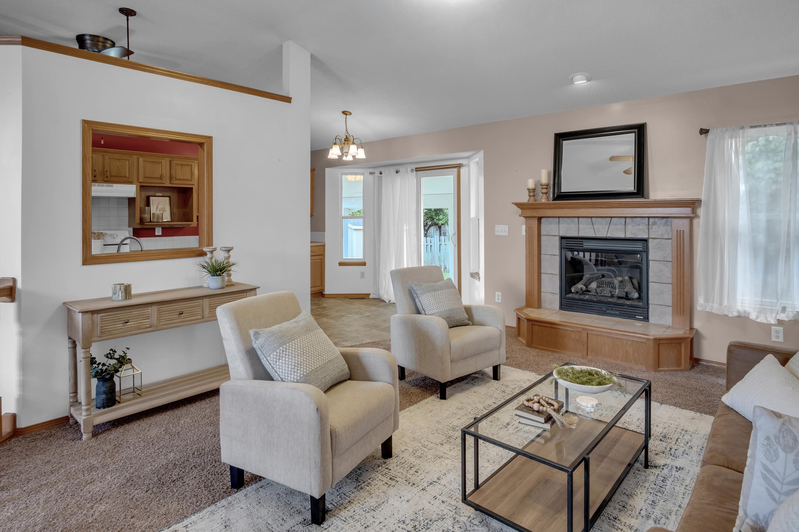 817 Country Lane Newton KS 67114