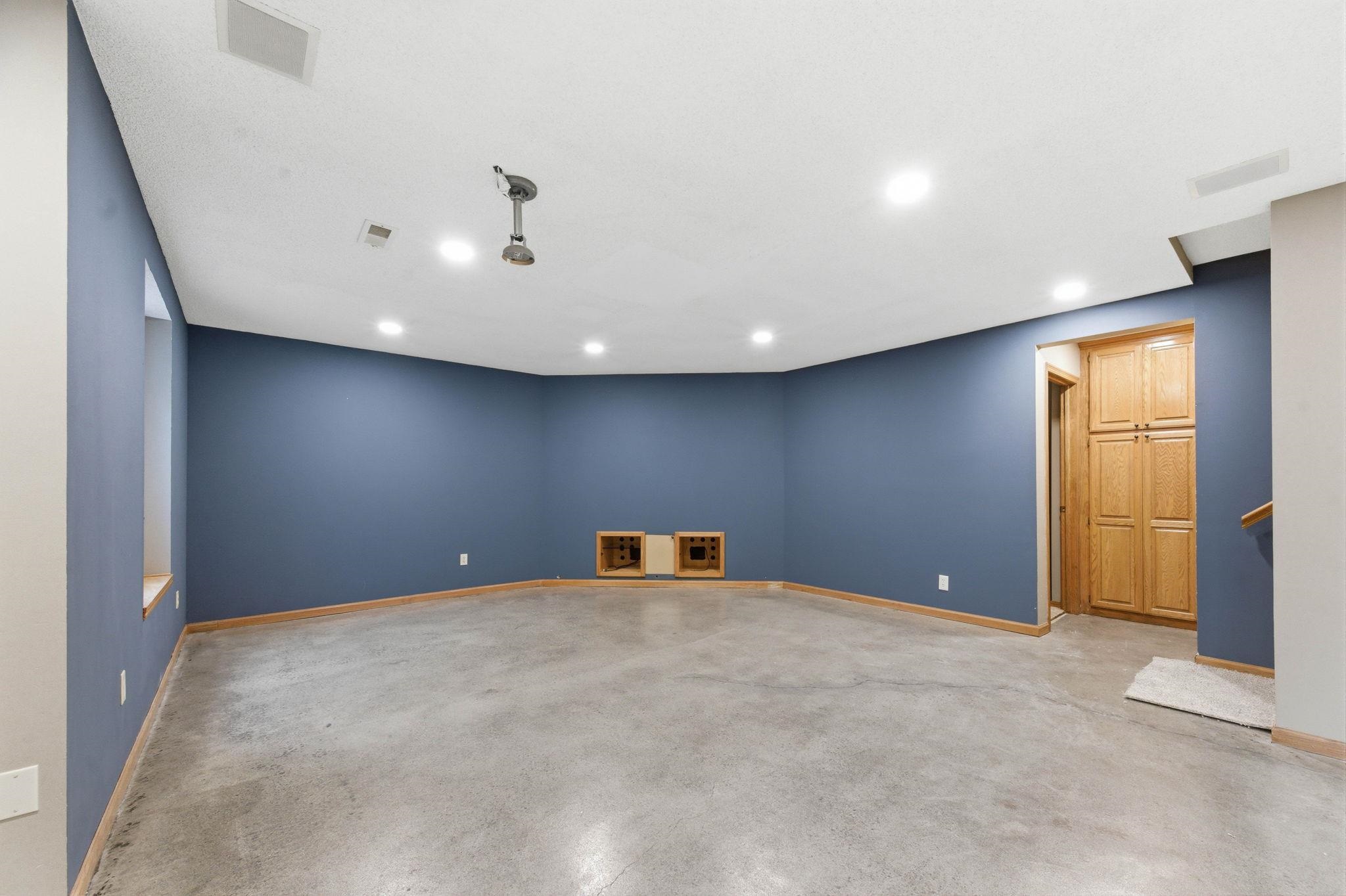 1325 N Pine Grove Court Wichita KS 67212