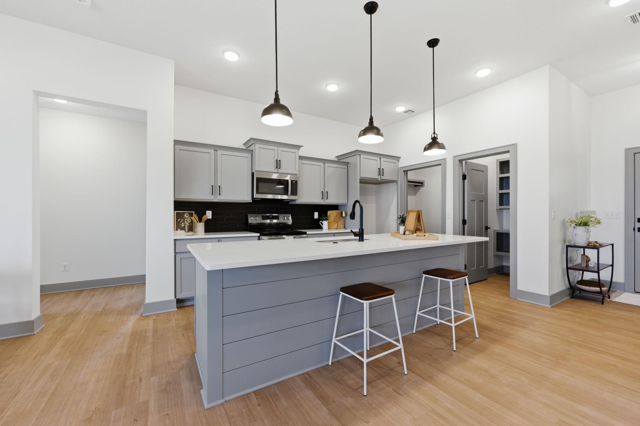 526 Elmwood Street Park City KS 67147-1124