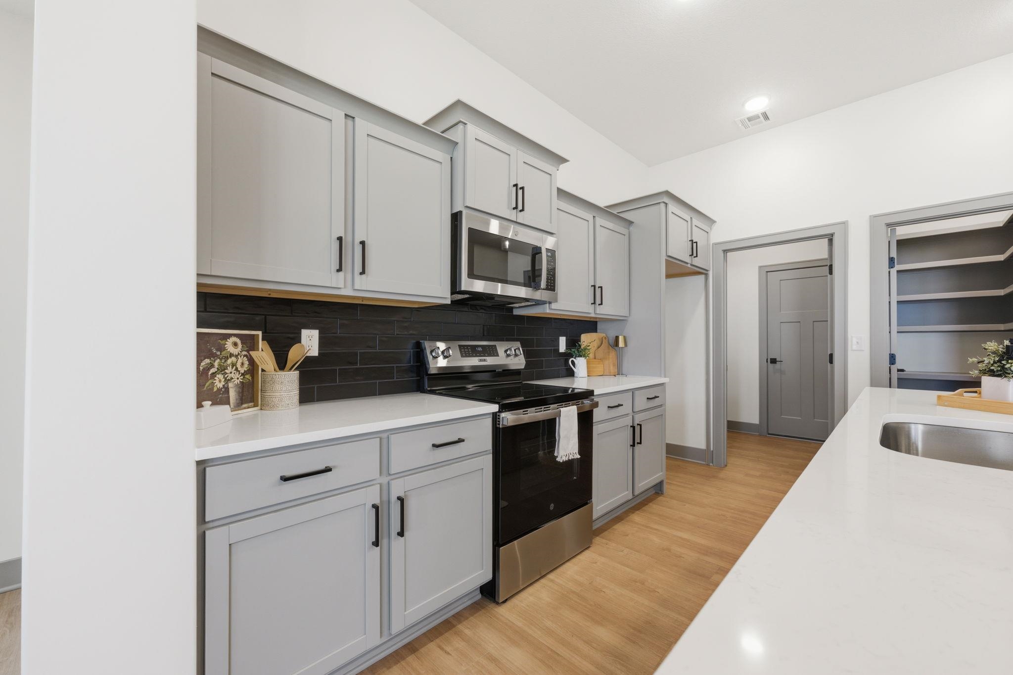 526 Elmwood Street Park City KS 67147-1124