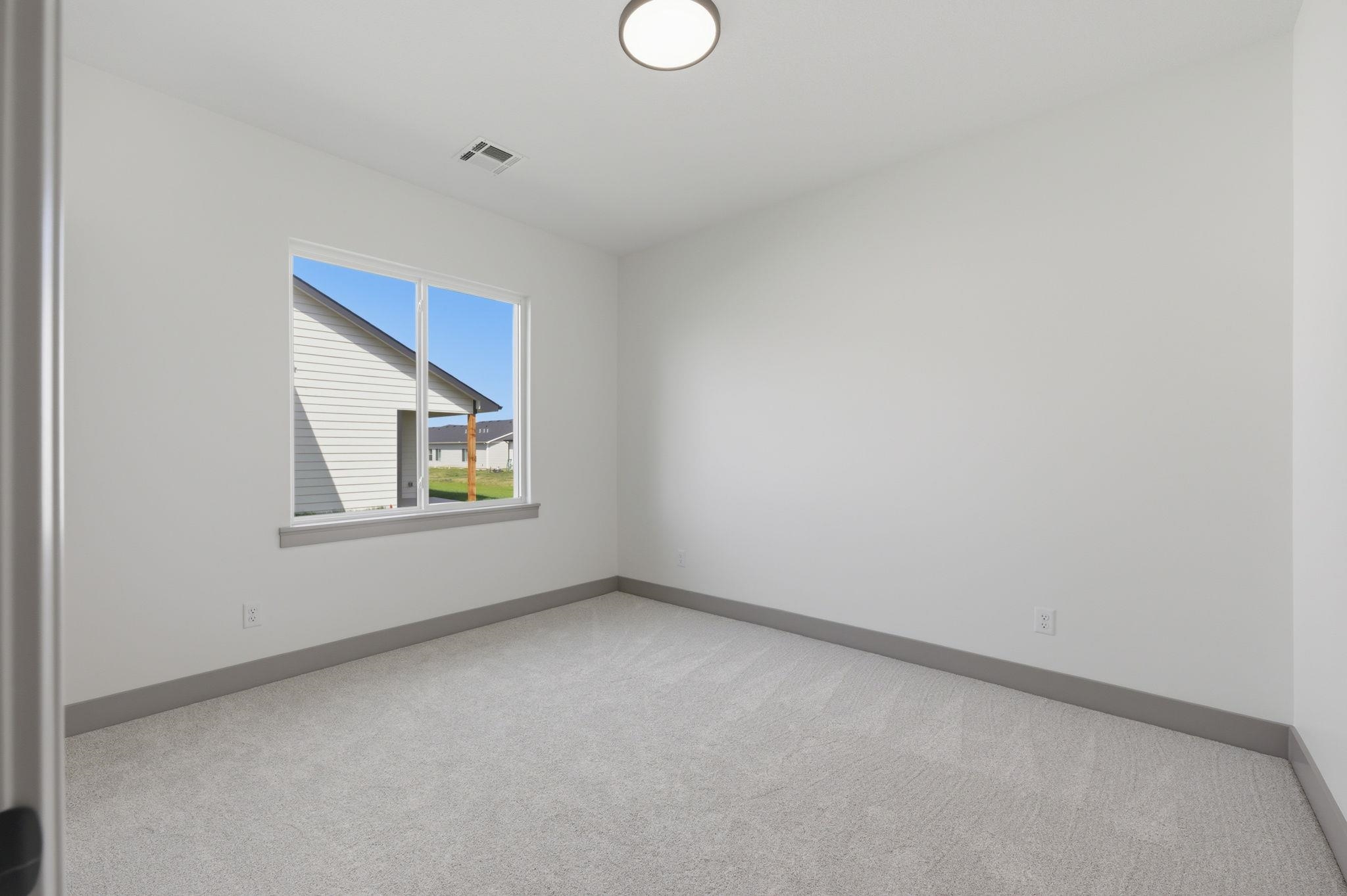 526 Elmwood Street Park City KS 67147-1124
