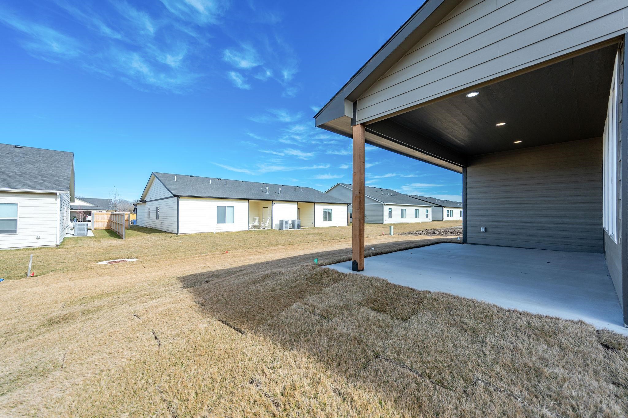526 Elmwood Street Park City KS 67147-1124