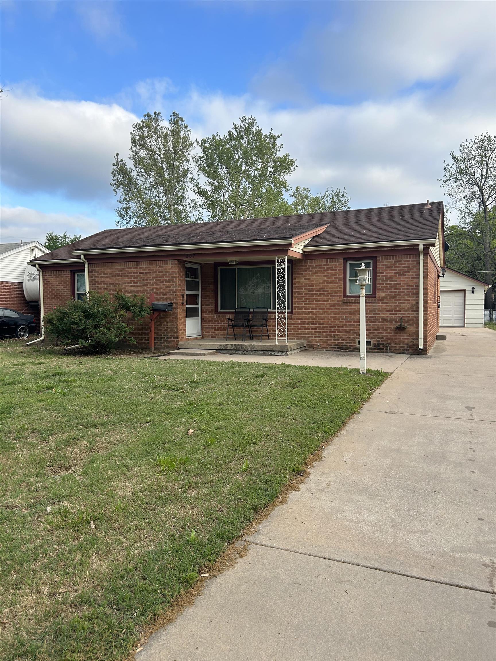 207 Fager Drive Haysville KS 67060