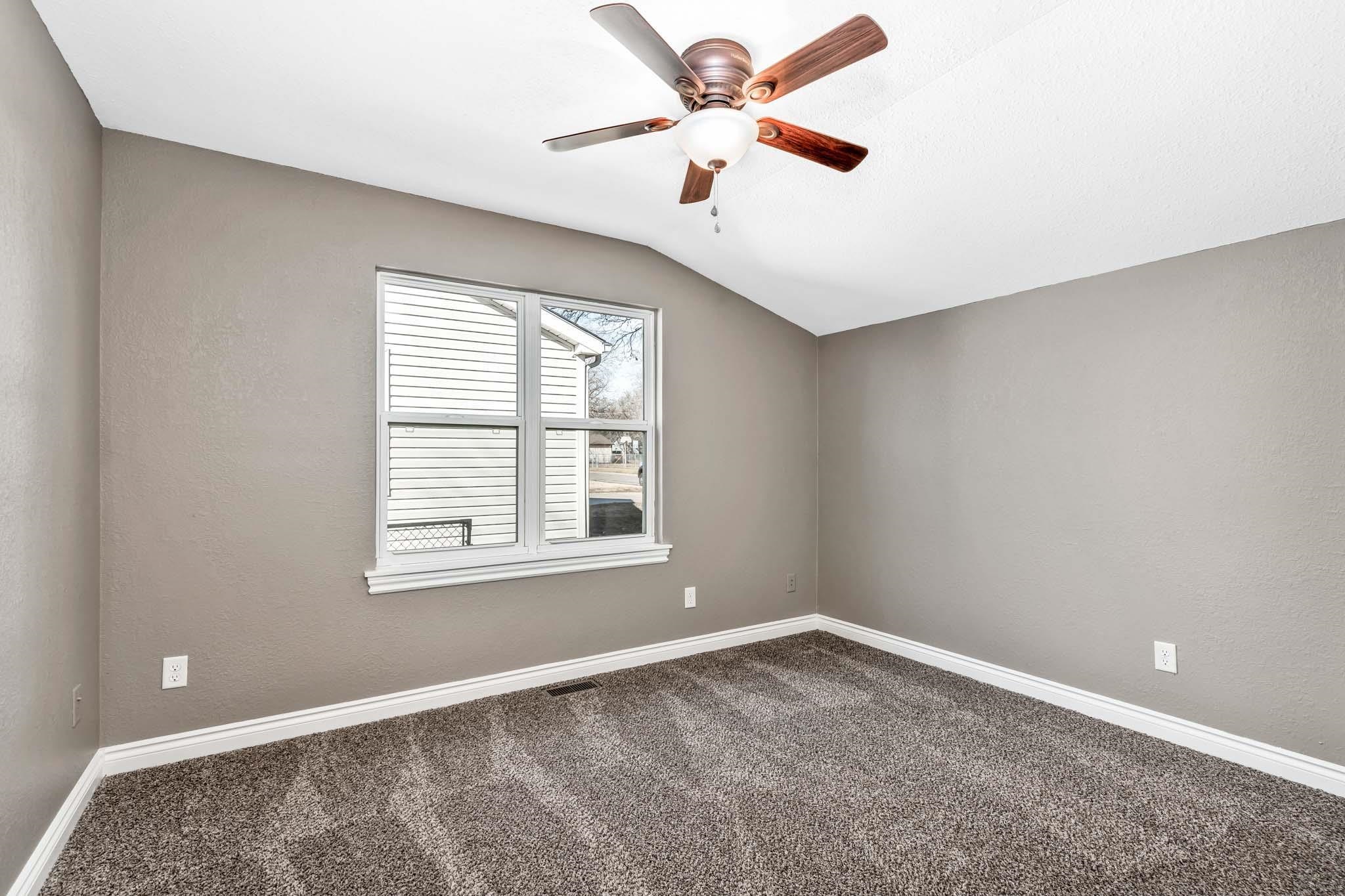 443 W 4th Street Haysville KS 67060