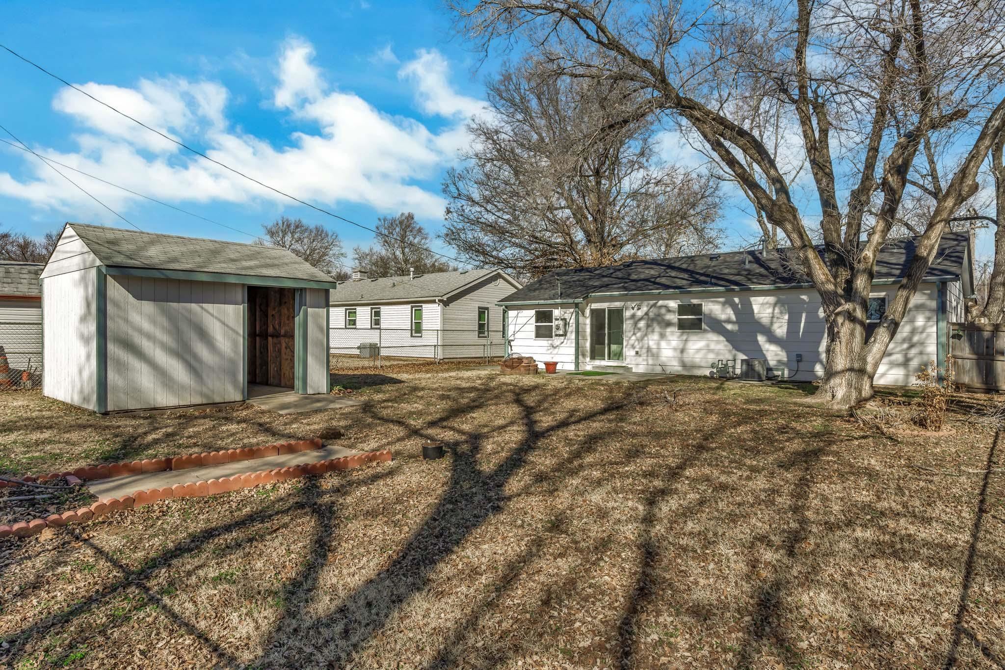 443 W 4th Street Haysville KS 67060