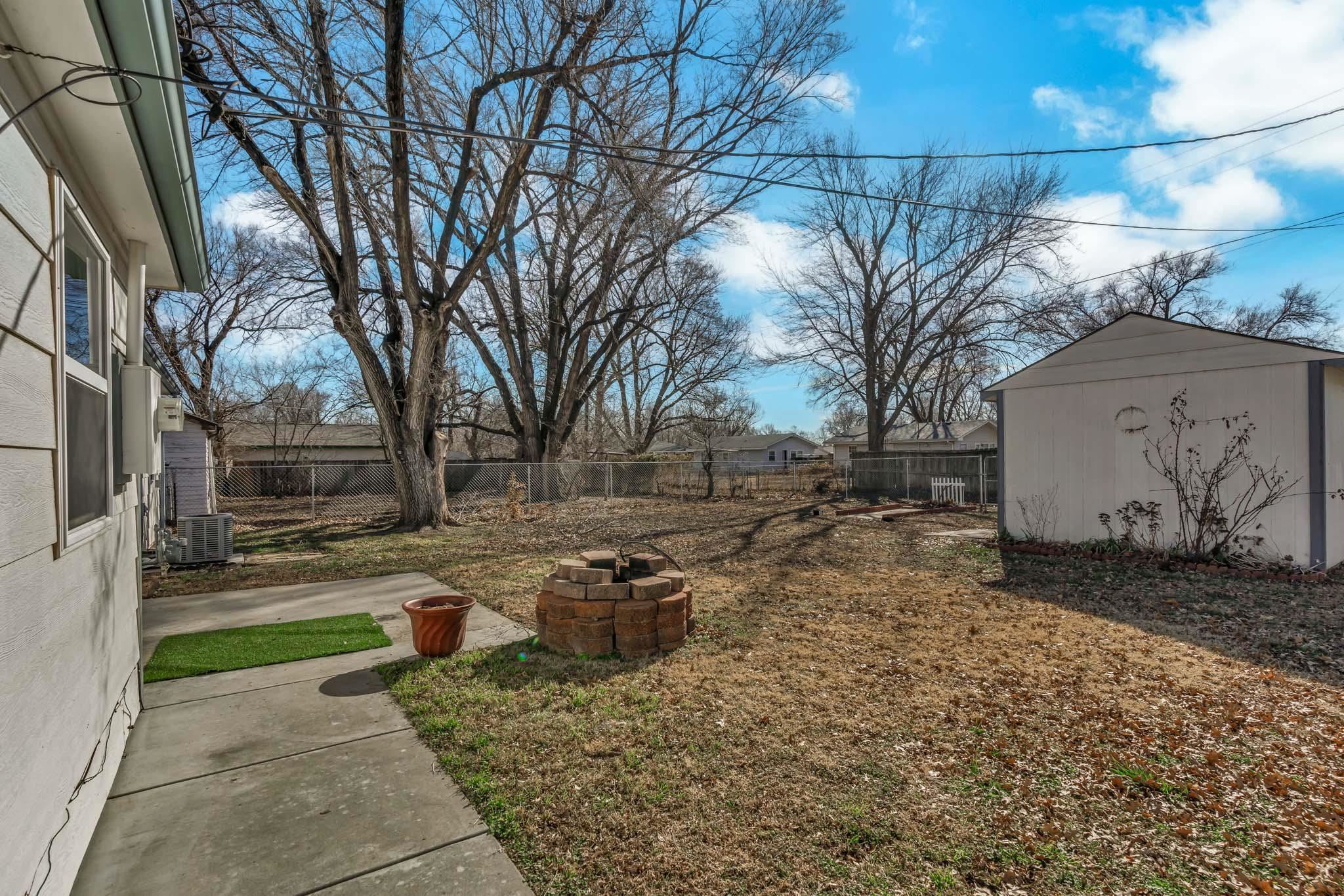 443 W 4th Street Haysville KS 67060
