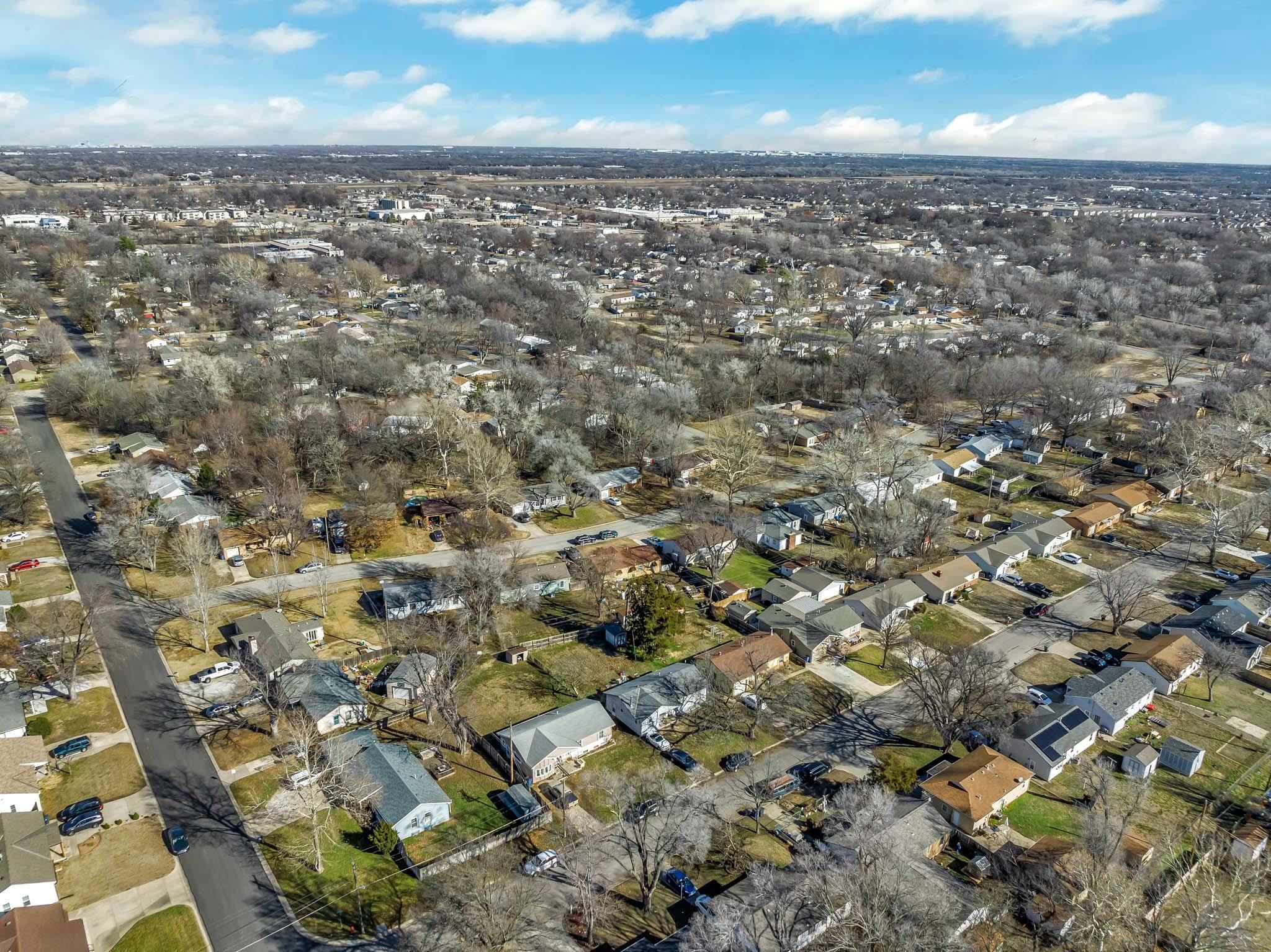 443 W 4th Street Haysville KS 67060