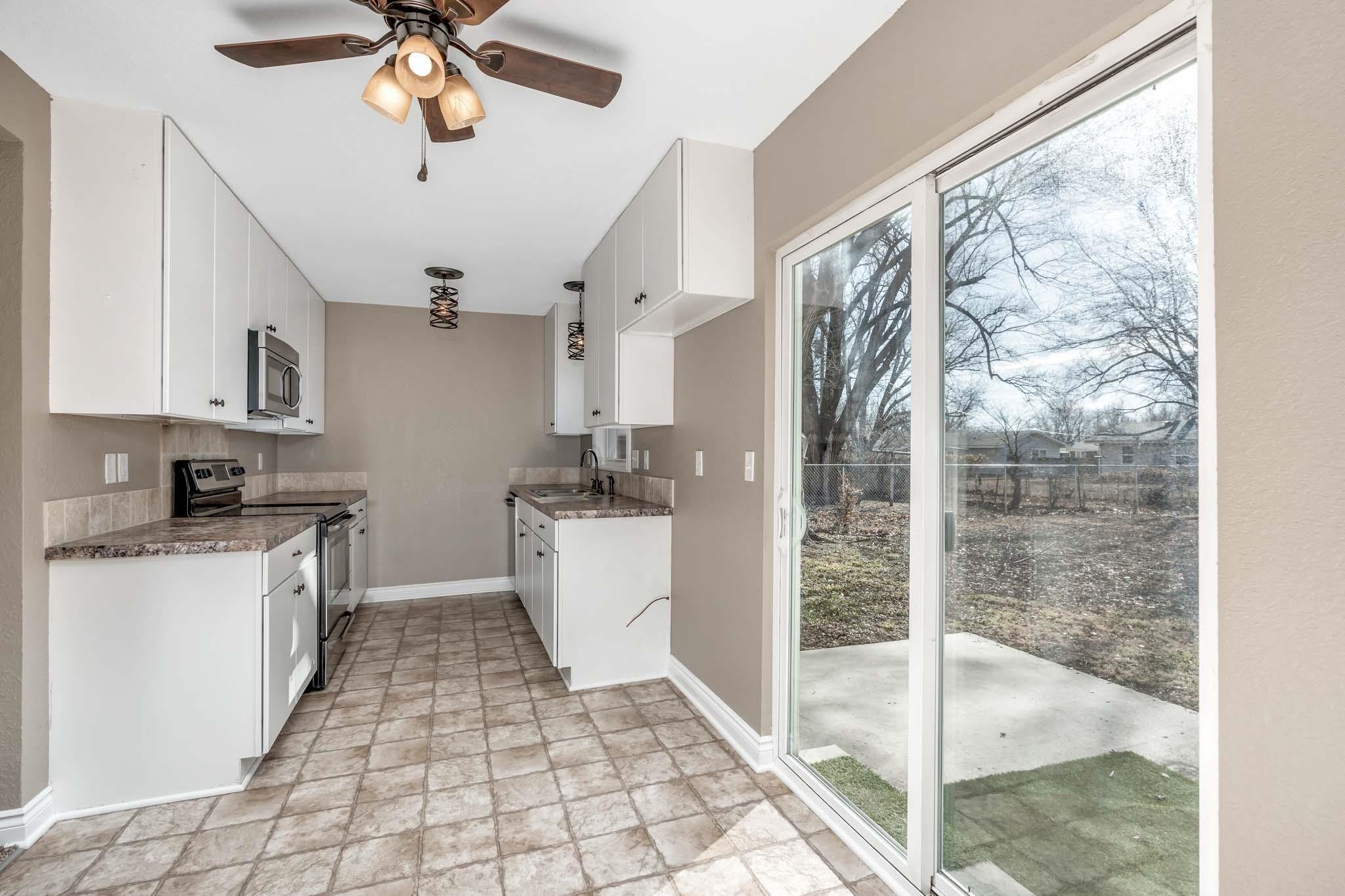 443 W 4th Street Haysville KS 67060