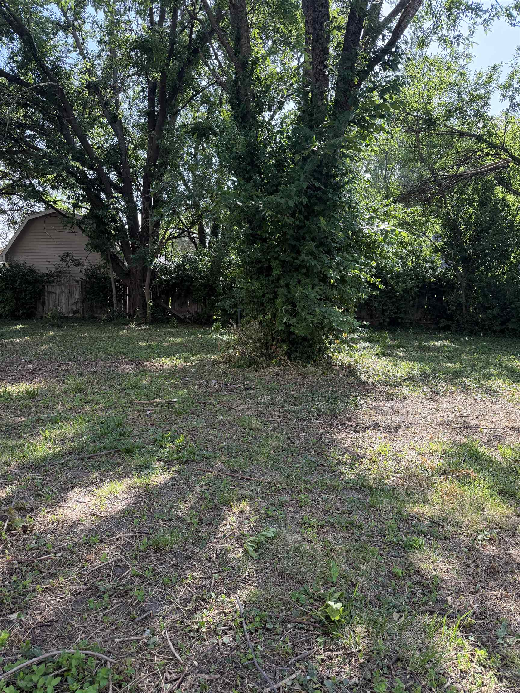 1131 S Apache Drive Wichita KS 67207