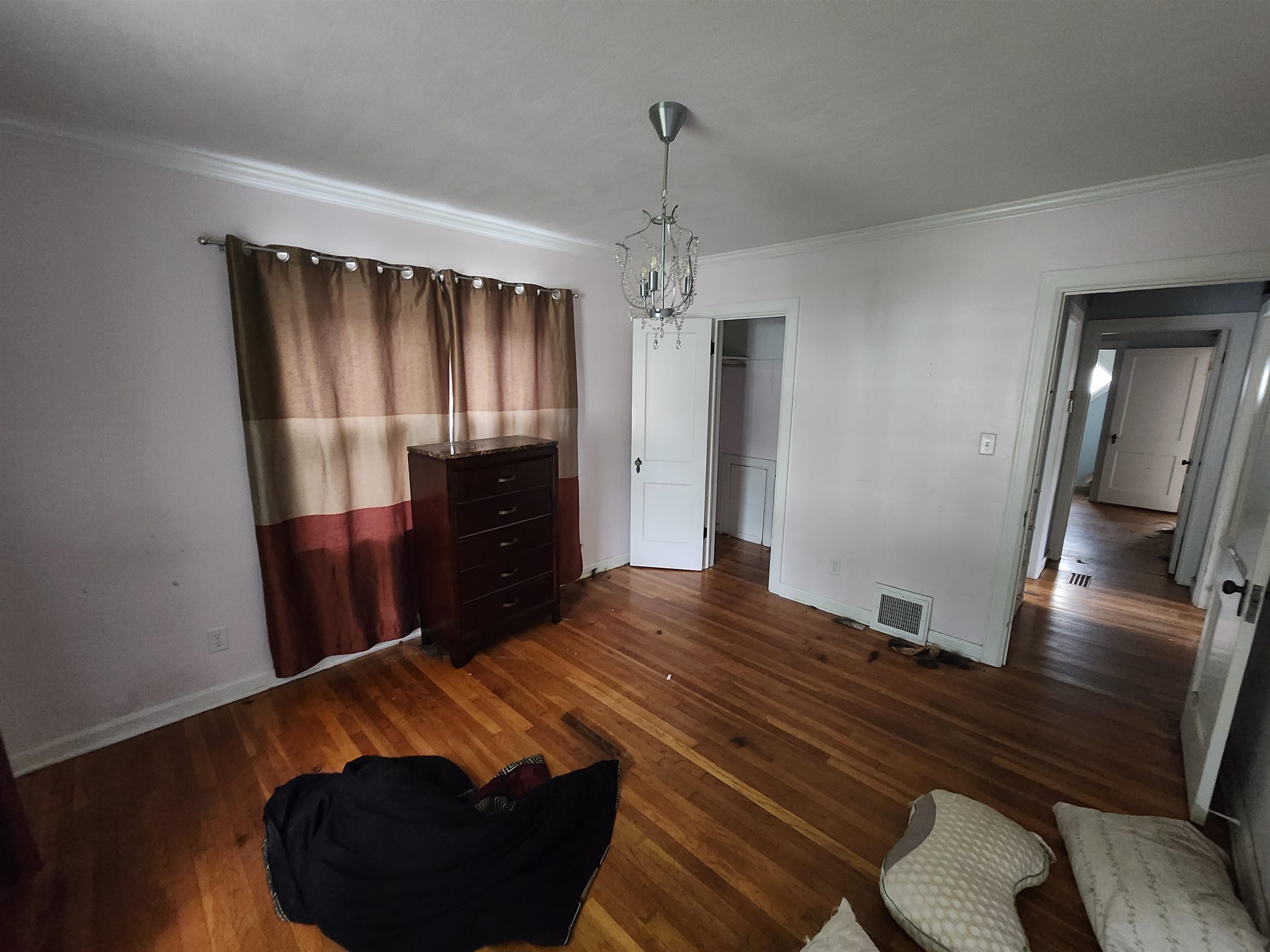 1537 N Burns Wichita KS 67203
