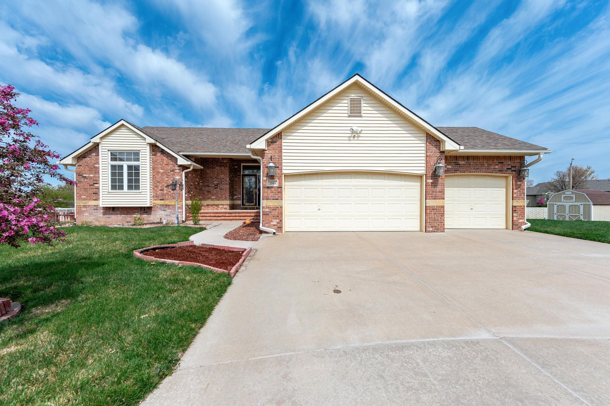 2808 Danbury Circle Augusta KS 67010