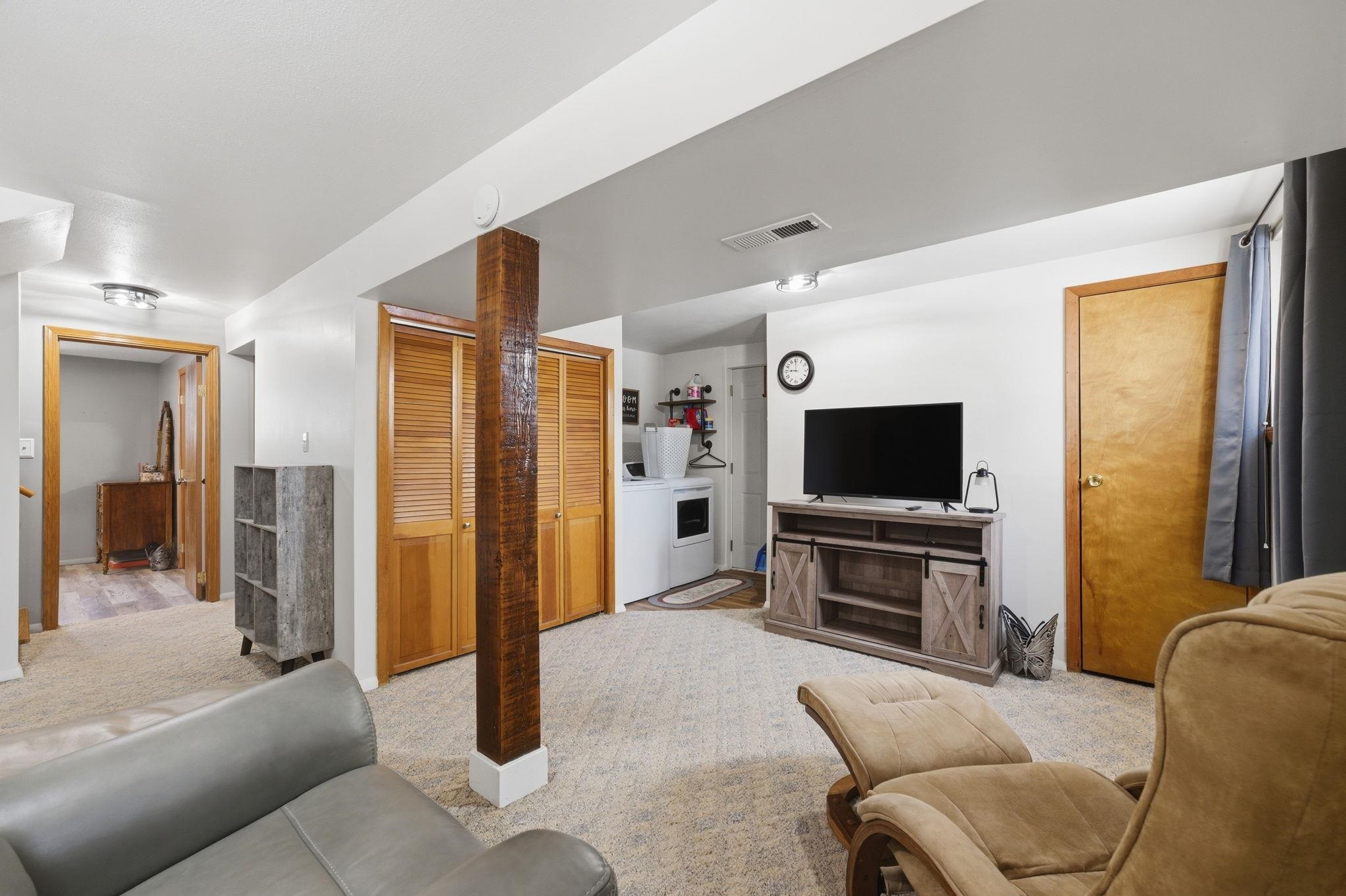 3326 S Elizabeth Avenue Wichita KS 67217