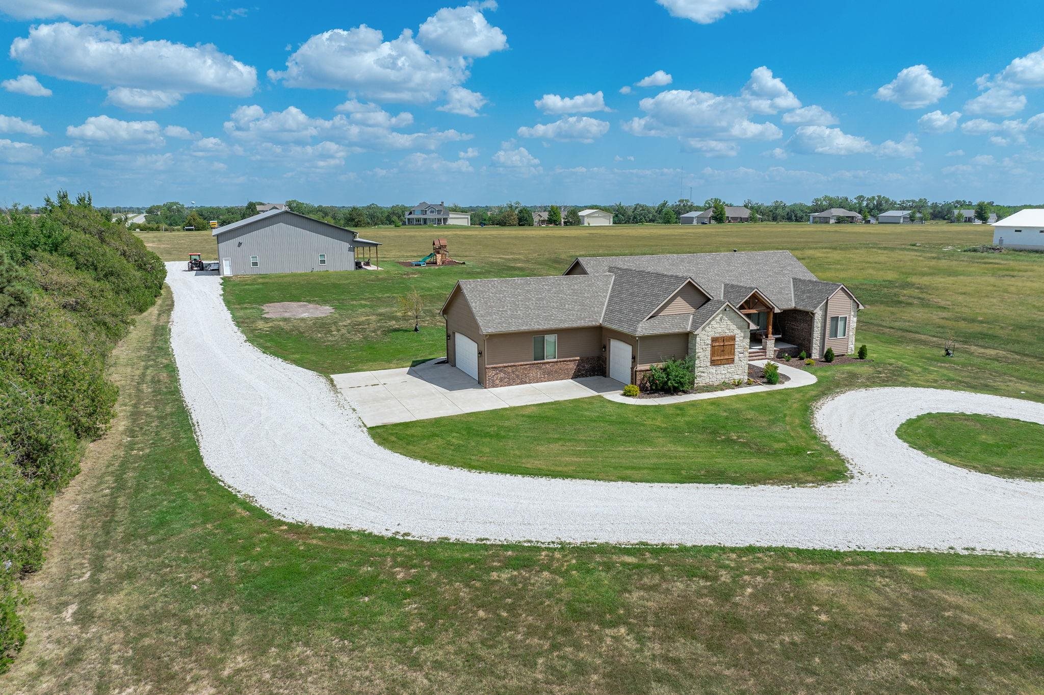 1610 S Bonanza Circle Garden Plain KS 67050