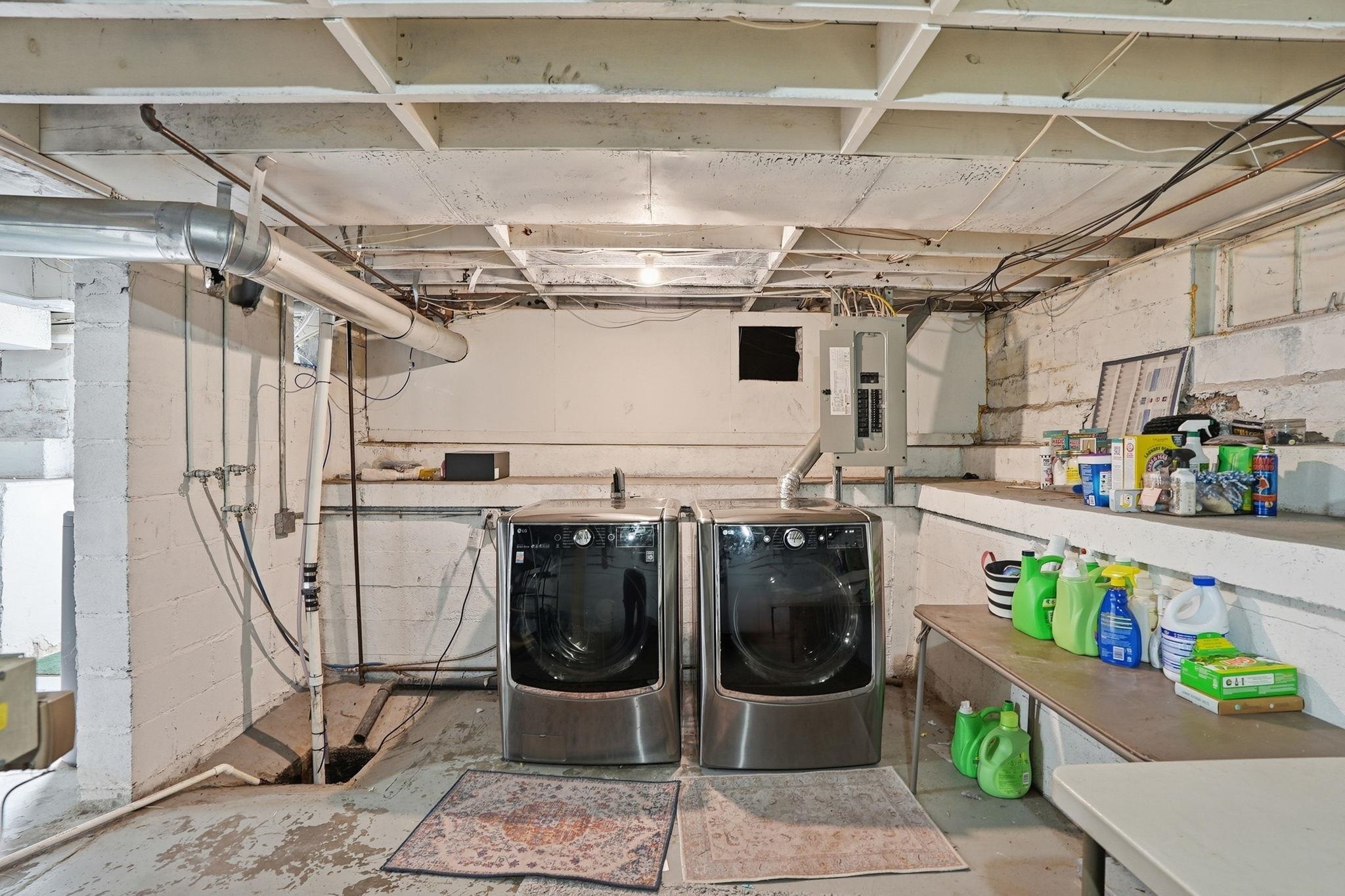 320 S Martinson Wichita KS 67213