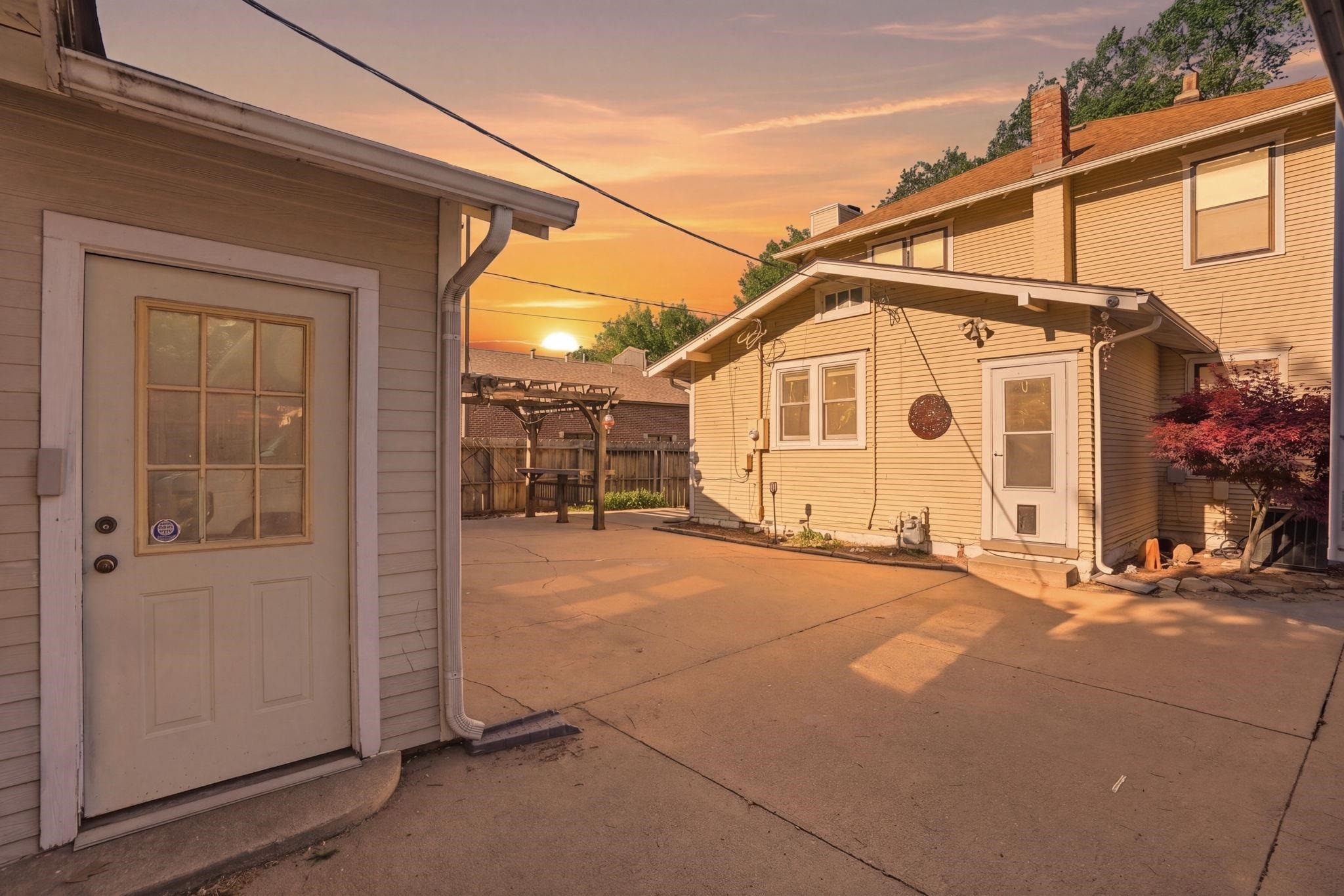 320 S Martinson Wichita KS 67213