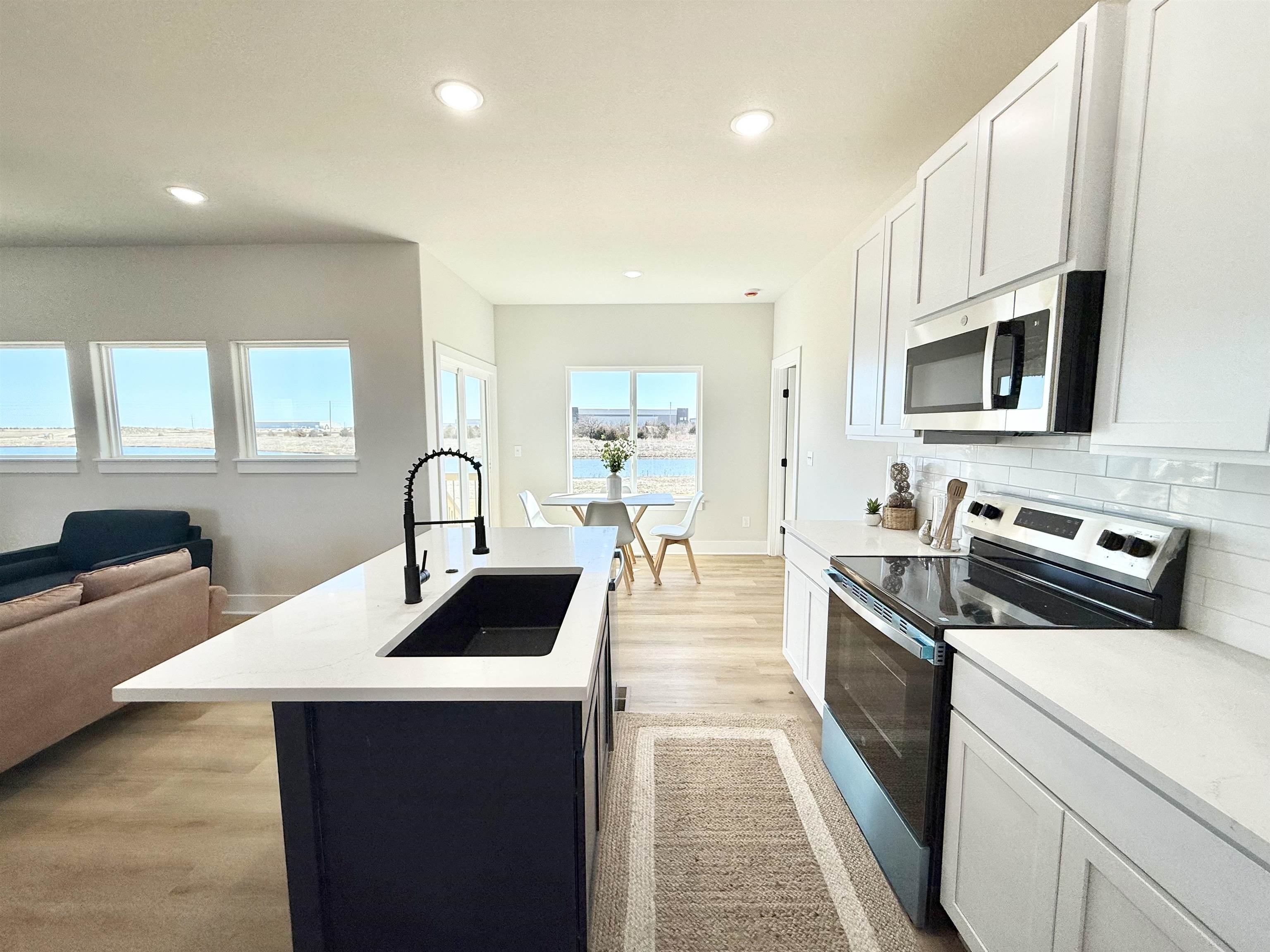 5488 N Toben Drive Bel Aire KS 67226